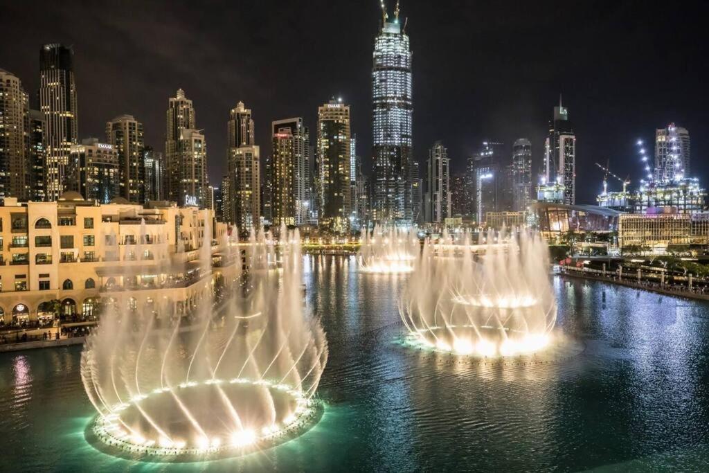 Modern High Rise 2br With Burj Khalifa Views, Steps From Opera And Near Mall * Dubaï