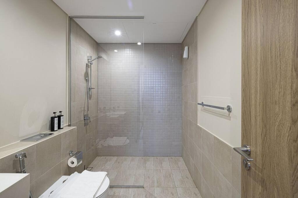 Apartamento Chic 2 Bed Near Trade Centre With 5 Star Amenities *