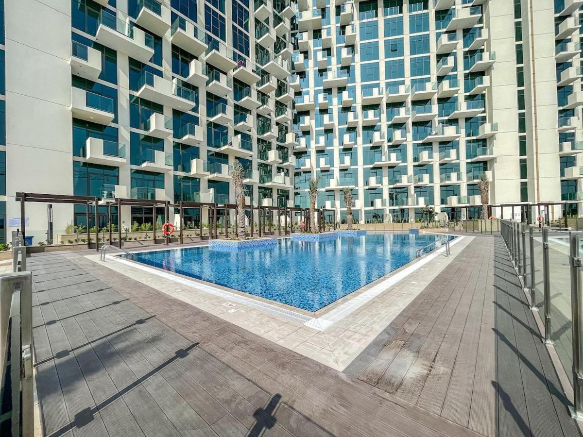 Wonderful With Balcony At Farhad Azizi Appartement Dubaï
