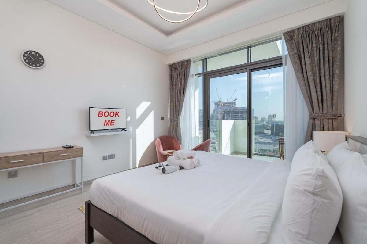 Wonderful With Balcony At Farhad Azizi Appartement Dubaï