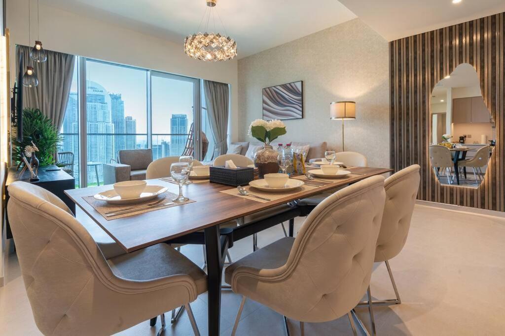 Lux 2 King Bed - Grande Signature Residences *