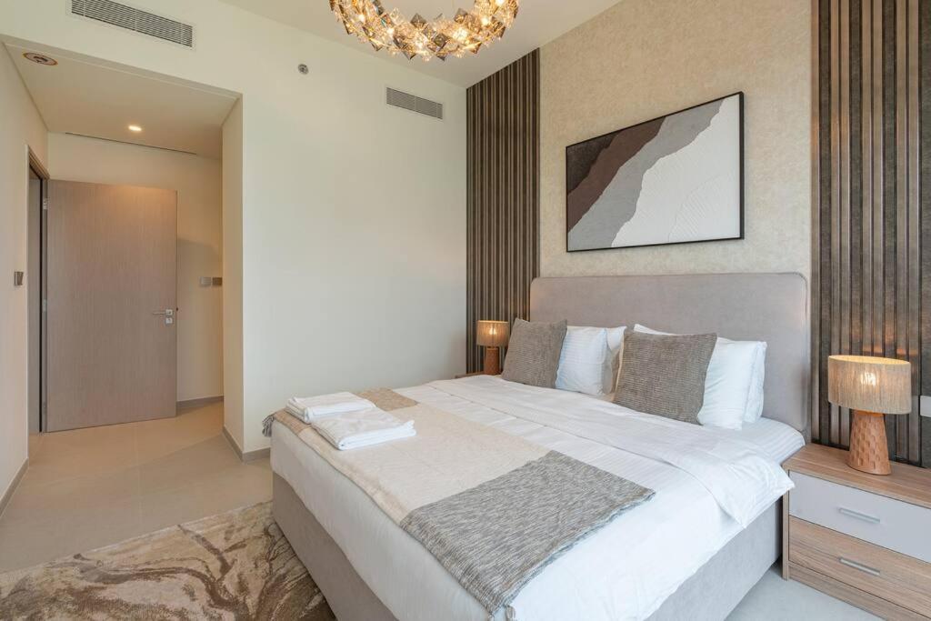 Lux 2 King Bed - Grande Signature Residences Dubaï