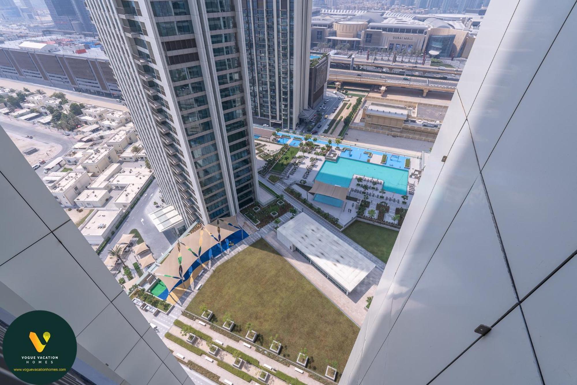 Downtown Views Ii - Vogue Two Bedroom With Balcony And Full Burj Khalifa View, Conveniently Located Opposite Mall Skybridge