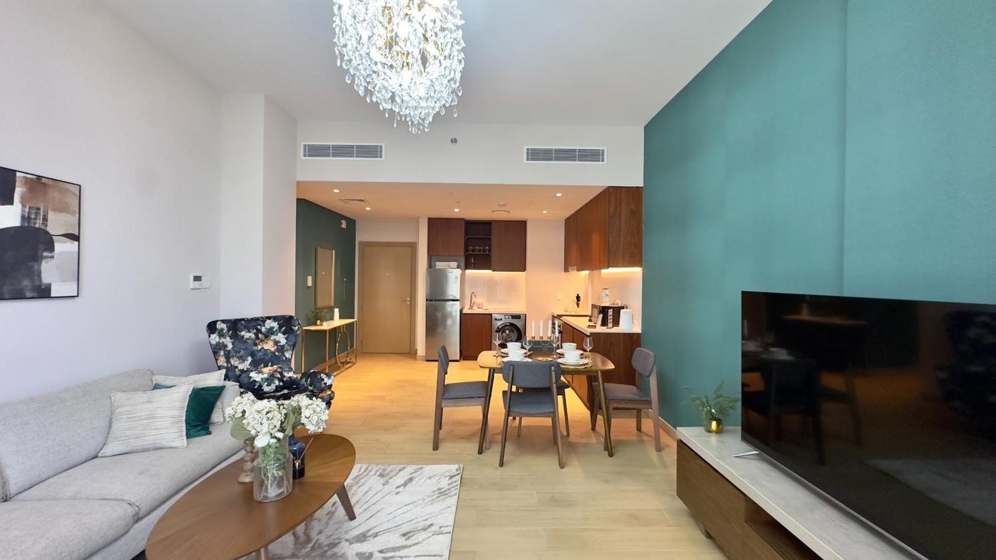 Guest Favorite 1br Balcony & Yacht View La By Vibel Appartement