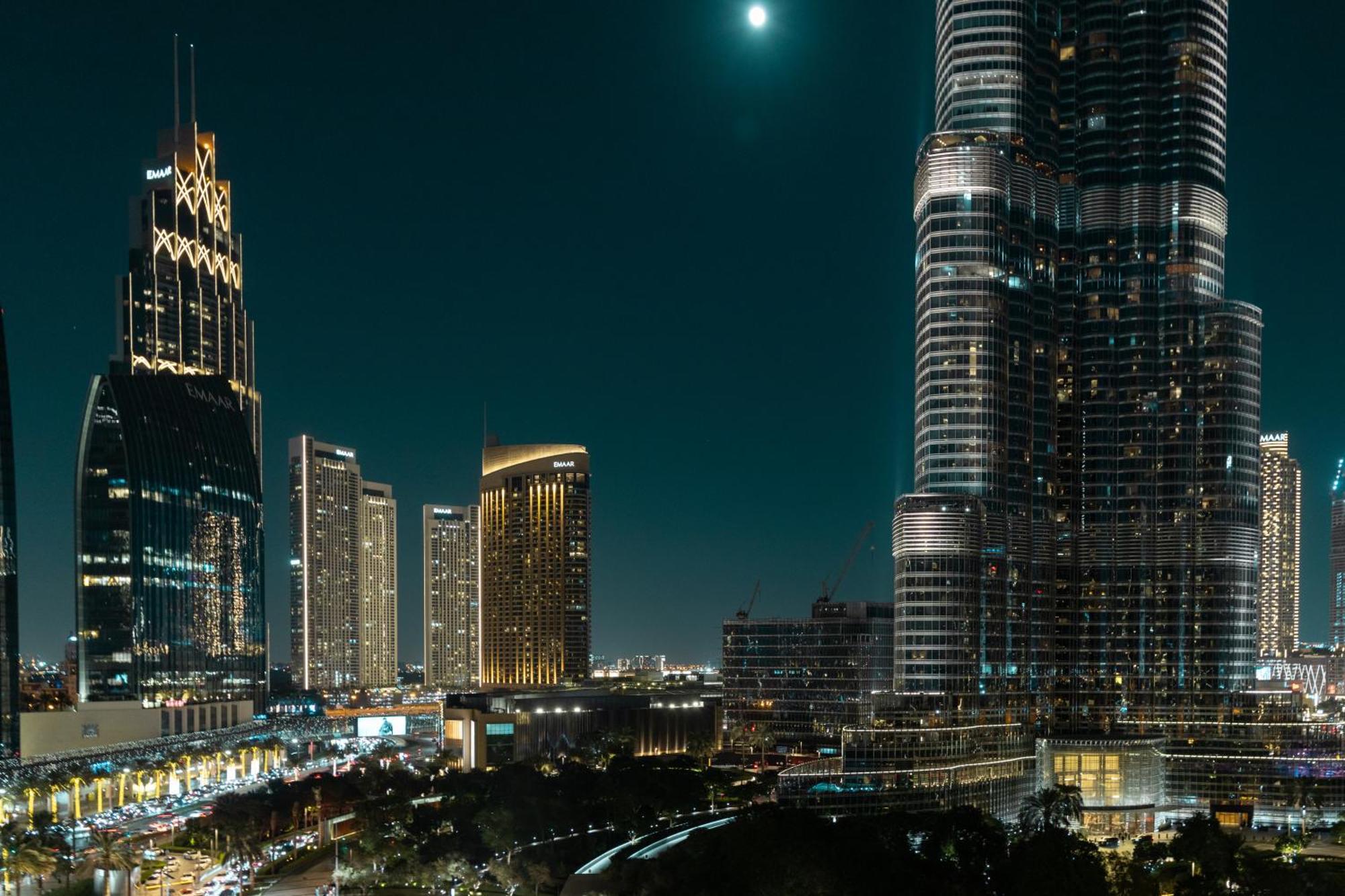 Opera 3br - 5 Mins To Mall With Burj View By Bms Appartement *