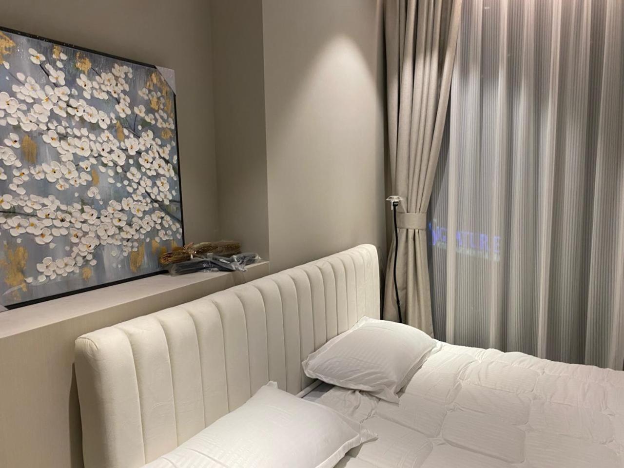 Superior Marina With Fascinating Marina And Eye Views Apartment Dubai
