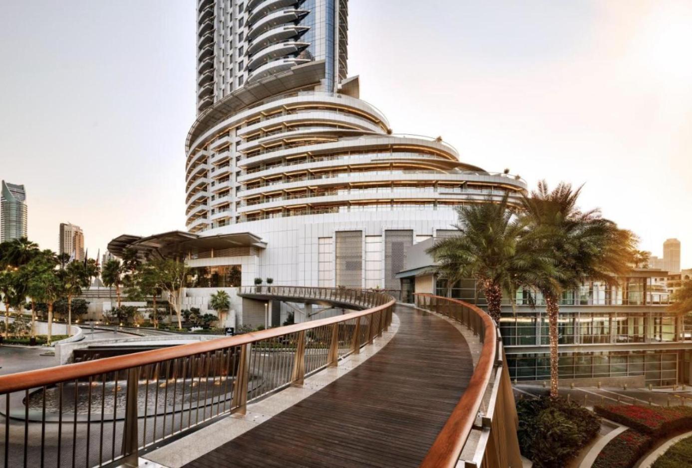 Residencial In Address Downtown Connected To Mall Dubaï