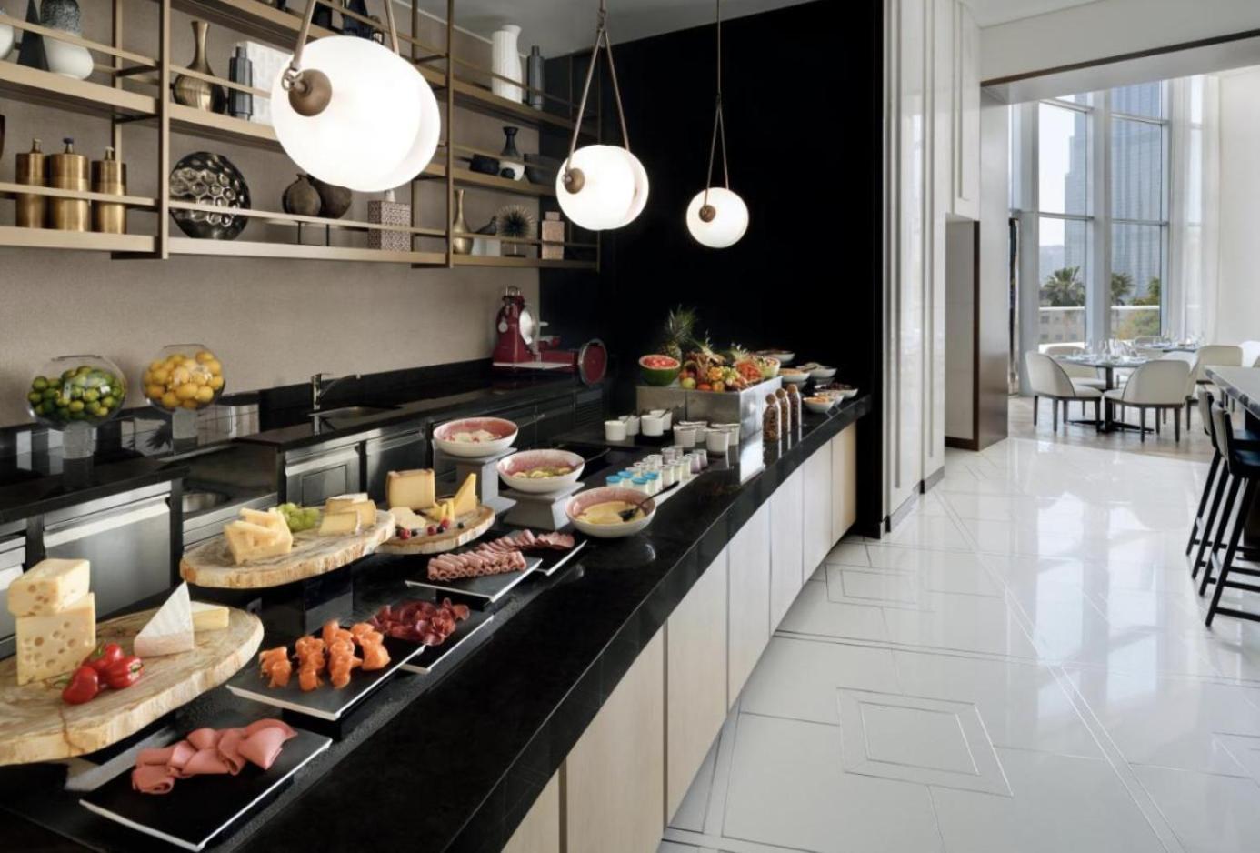 Residencial In Address Downtown Connected To Mall Dubai