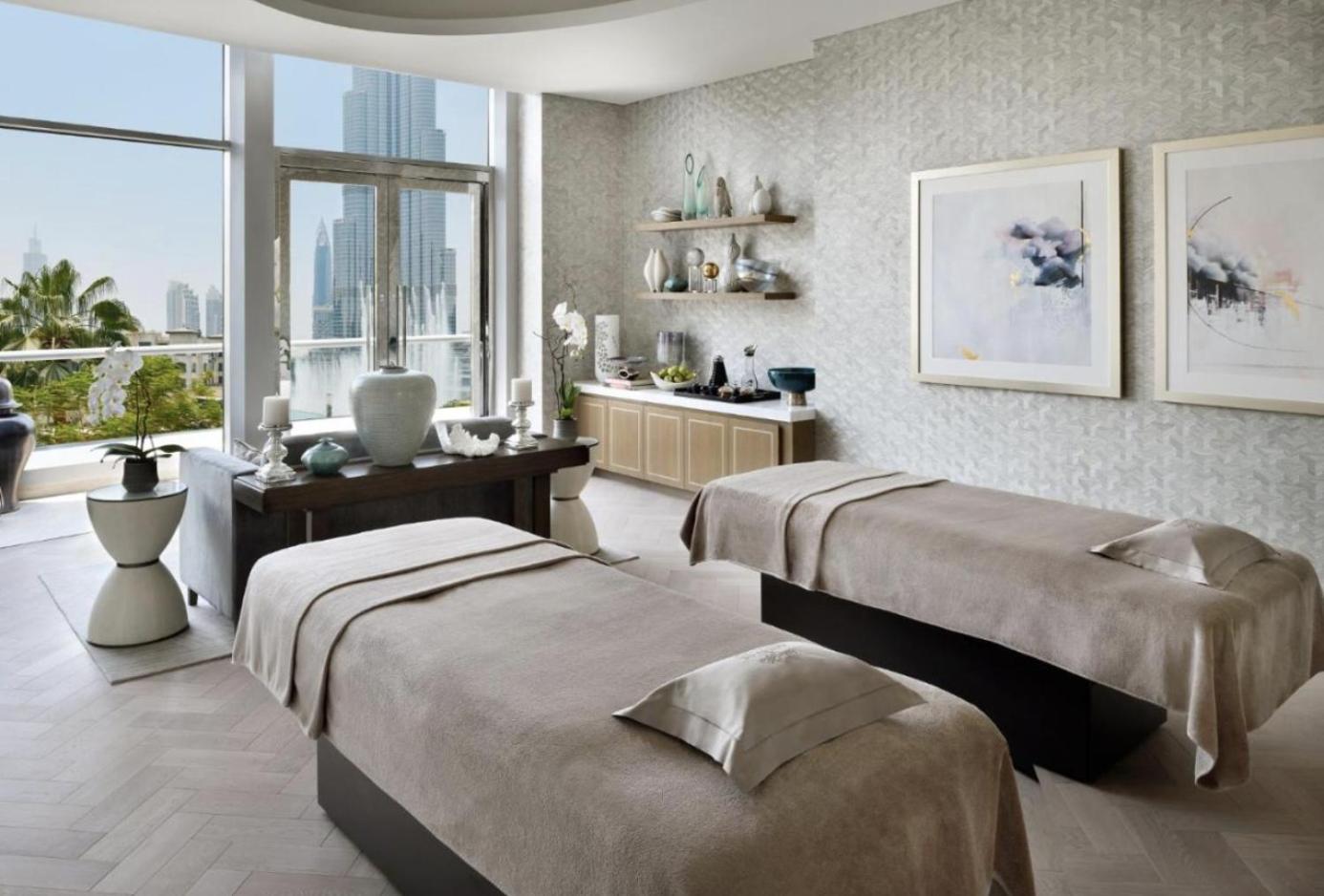 Residencial In Address Downtown Connected To Mall Appartement *