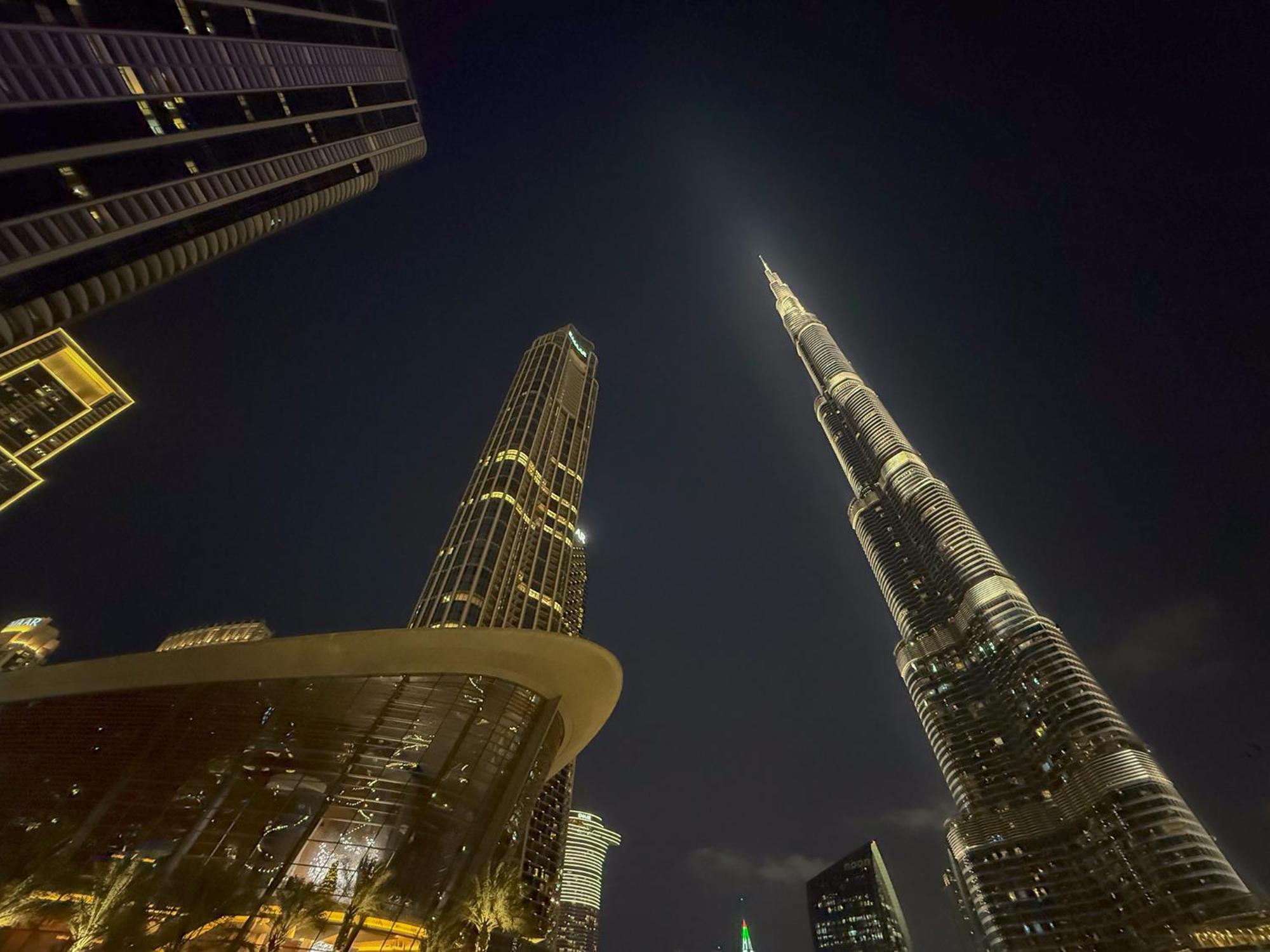Prime Location - Full Burj Khalifa & Dancing Fountains Show - 1704