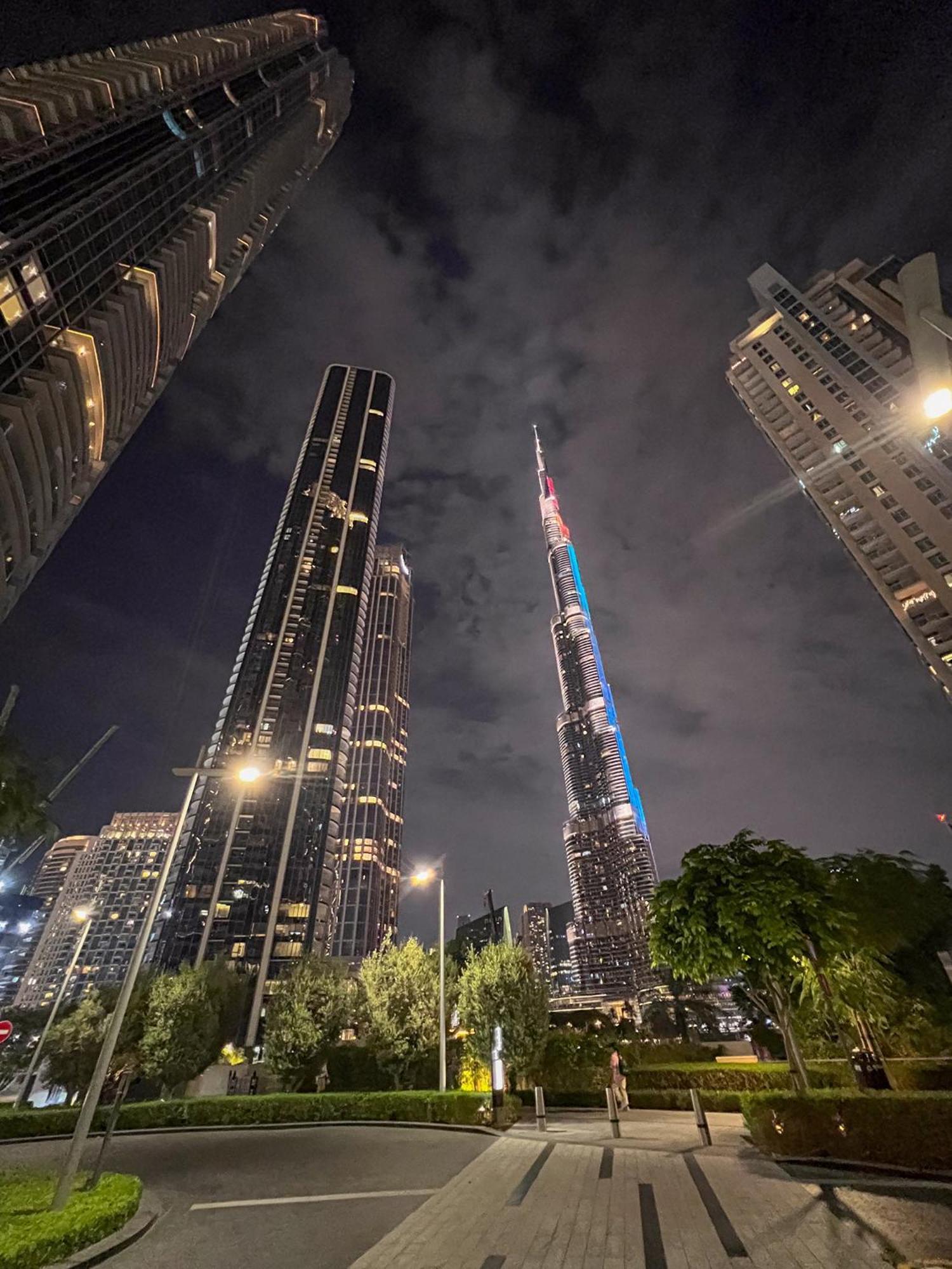 Prime Location - Full Burj Khalifa & Dancing Fountains Show - 1704 *