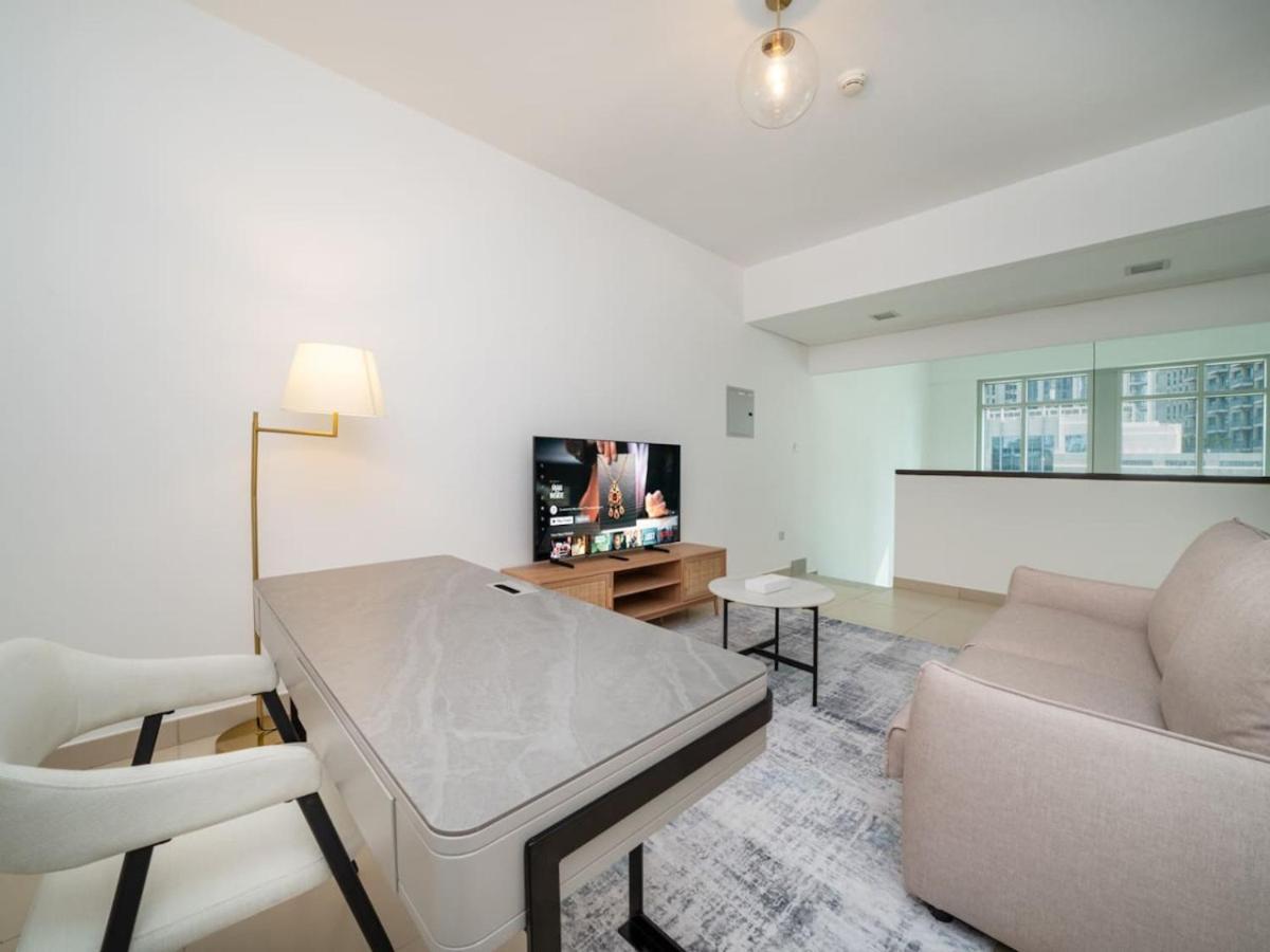 Elegant 2 Bed Downtown Duplex - Prime Location Appartement Dubaï