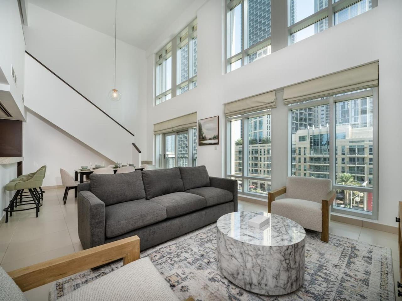 Appartement Elegant 2 Bed Downtown Duplex - Prime Location