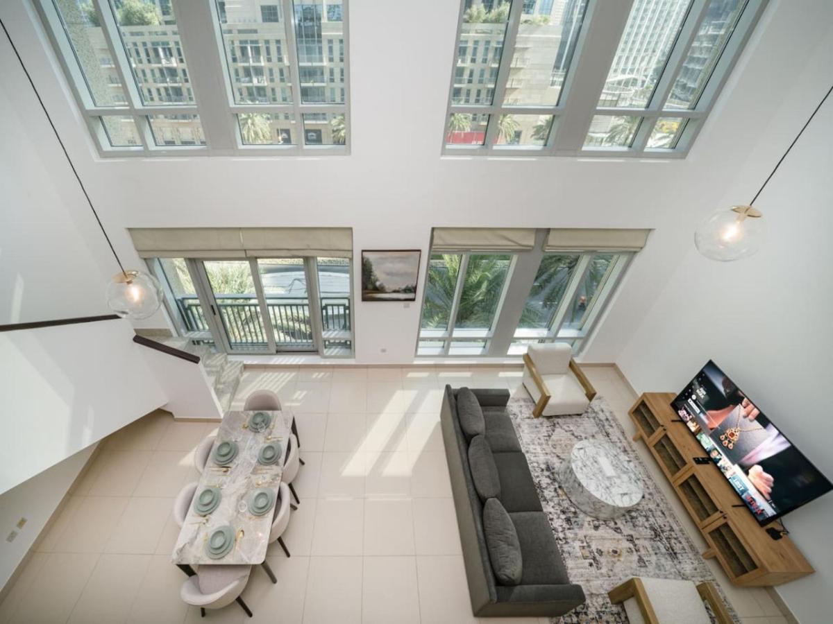 Appartement Elegant 2 Bed Downtown Duplex - Prime Location
