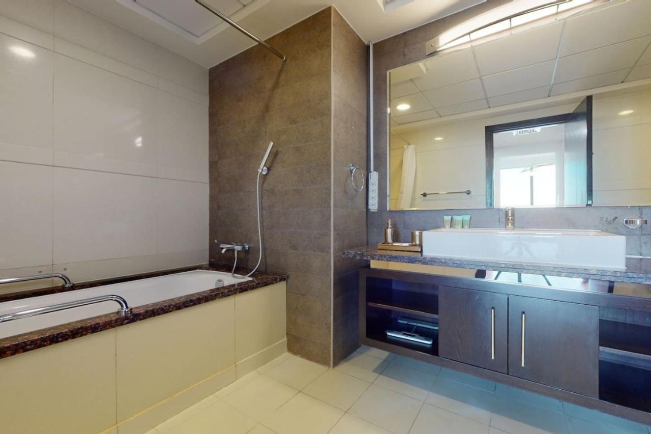 23 Marina - Luxurious Four Bedroom With Sea View * Dubai