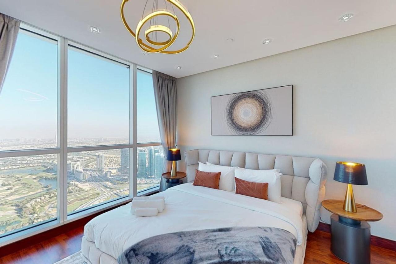 Apartment 23 Marina - Luxurious Four Bedroom With Sea View Dubai