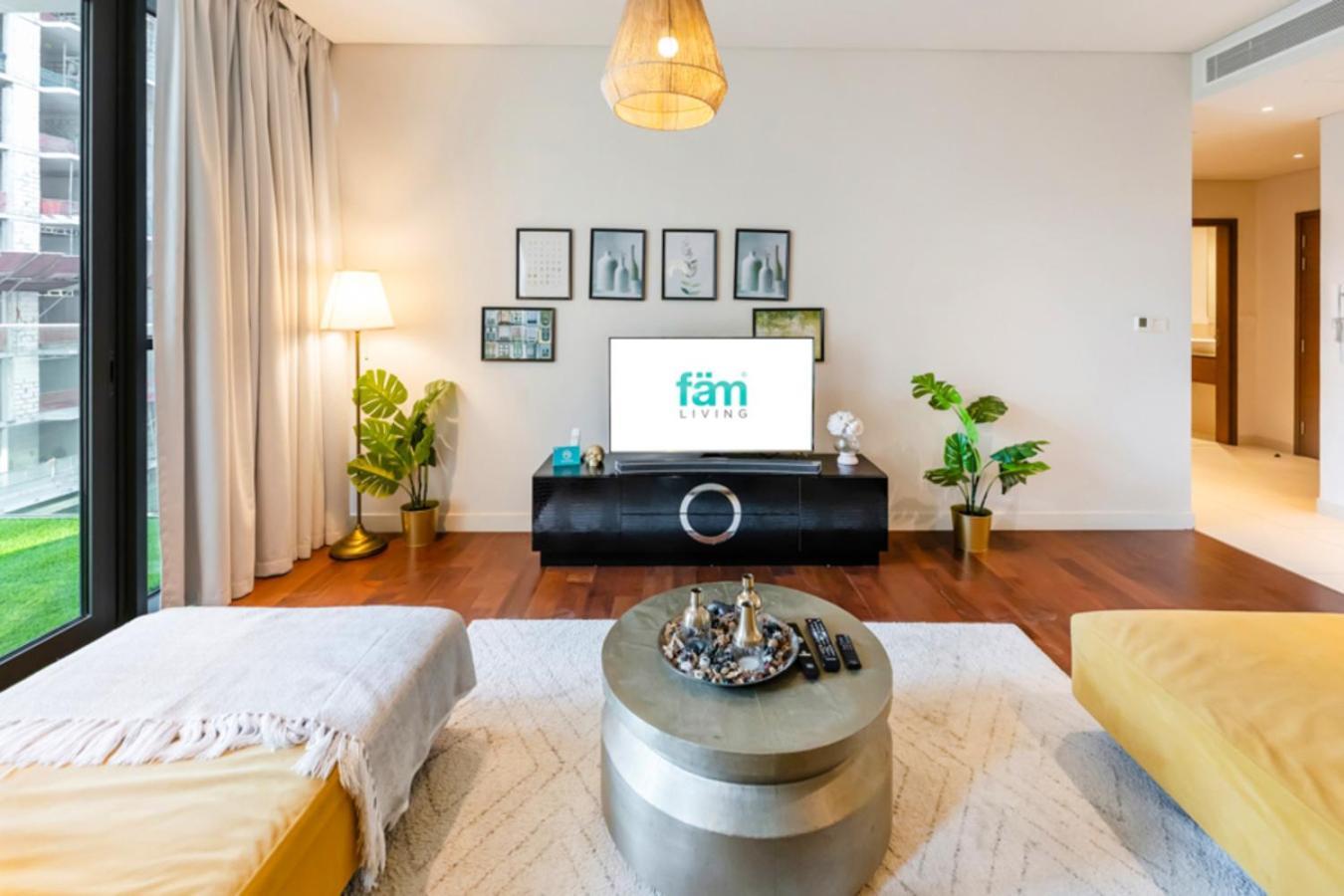 Fam Living - Walk - Urban Staycations Appartement Dubai