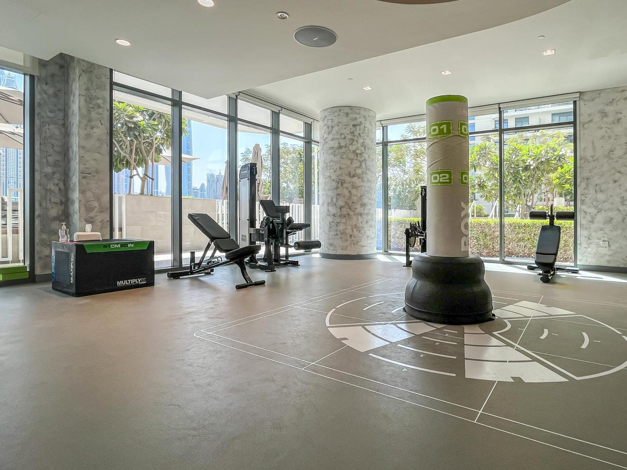 Chic 1 Bedroom On Private In Harbour *