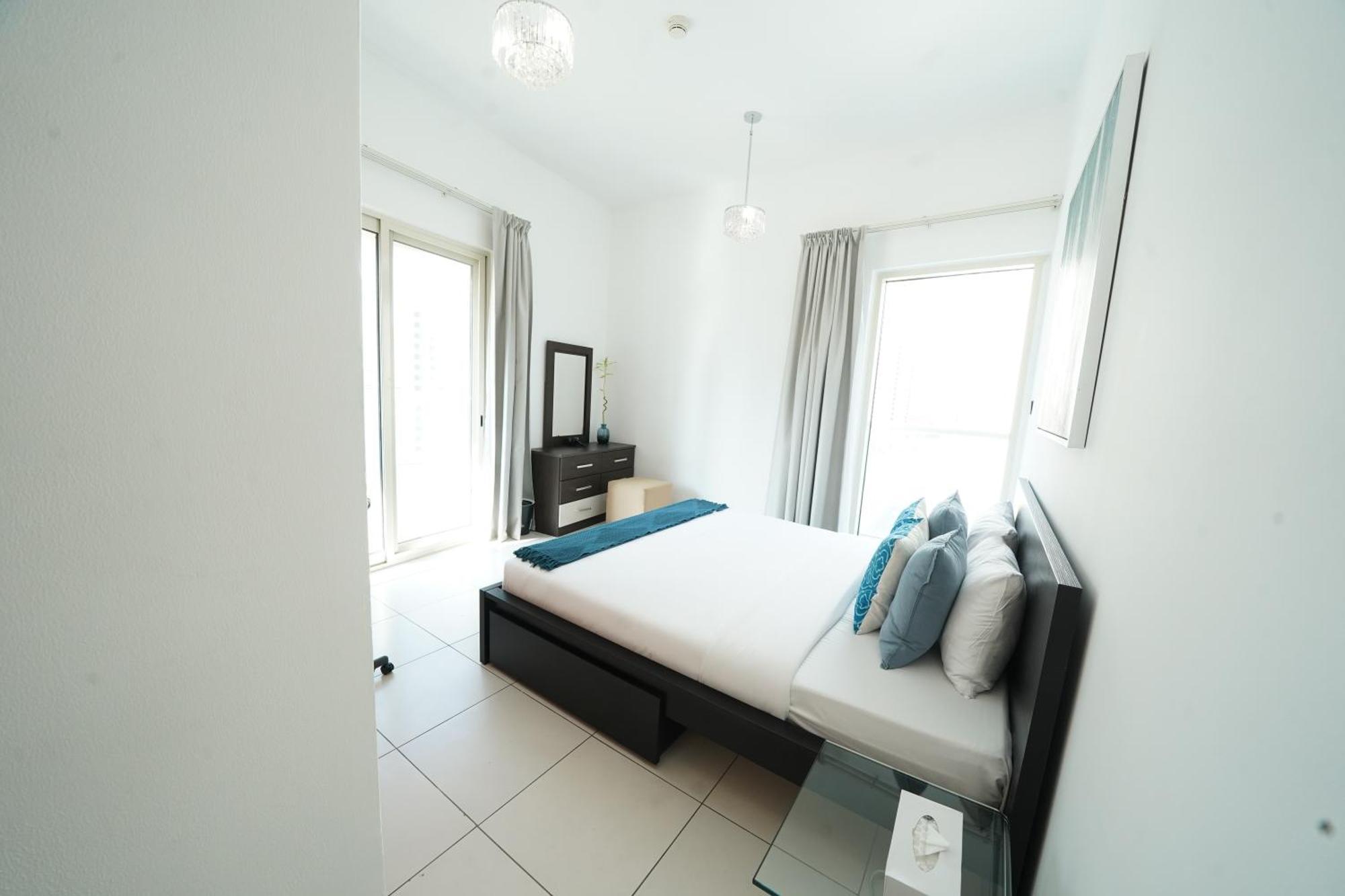 Appartement Exquisite Marina View 2 Bedrooms Near Metro And Marina Mall *