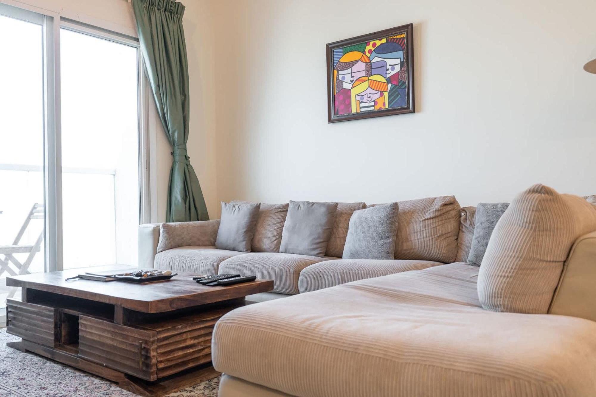 Appartement Charming, Sun-filled 1-bedroom In Red Residence, Sports Dubaï