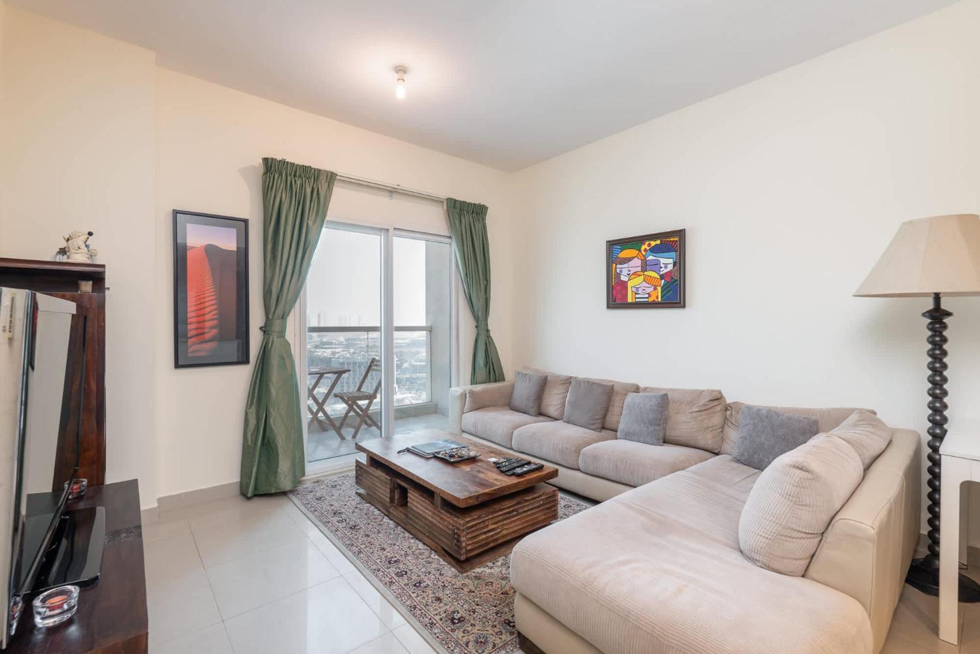 Appartement Charming, Sun-filled 1-bedroom In Red Residence, Sports Dubaï
