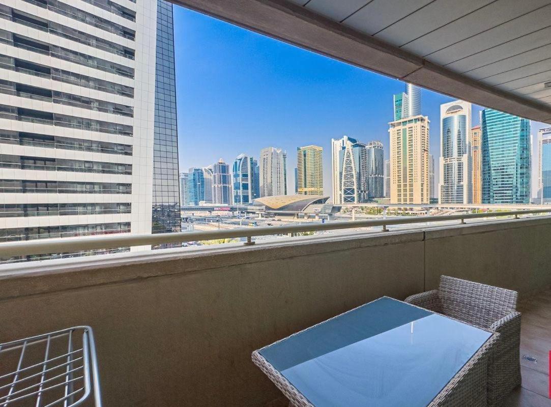 Amazing 1 Bed In Marina Apartemen