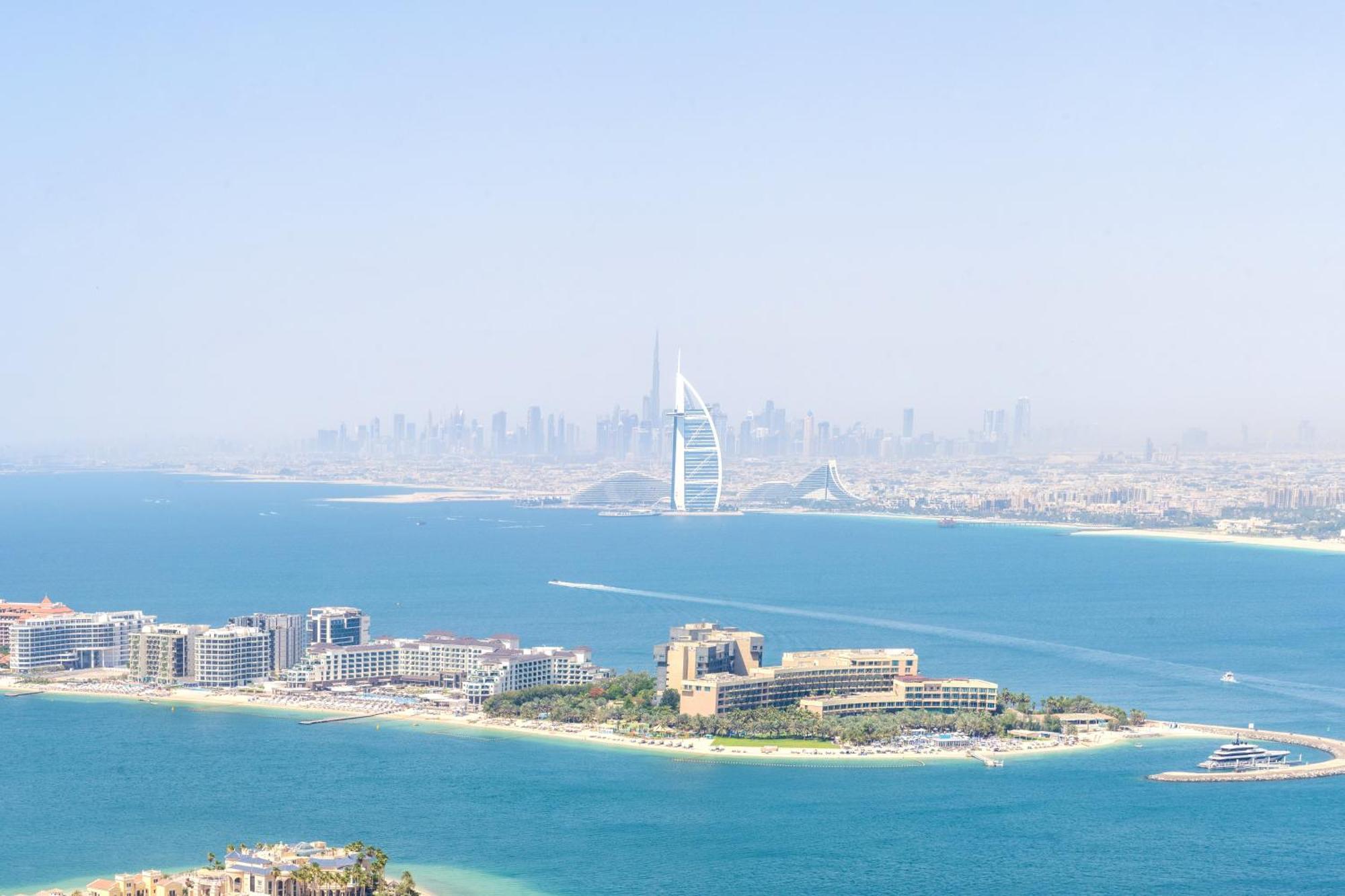 Ultra Luxury Palm Tower With Shared 5 Star Facilities By Qstay