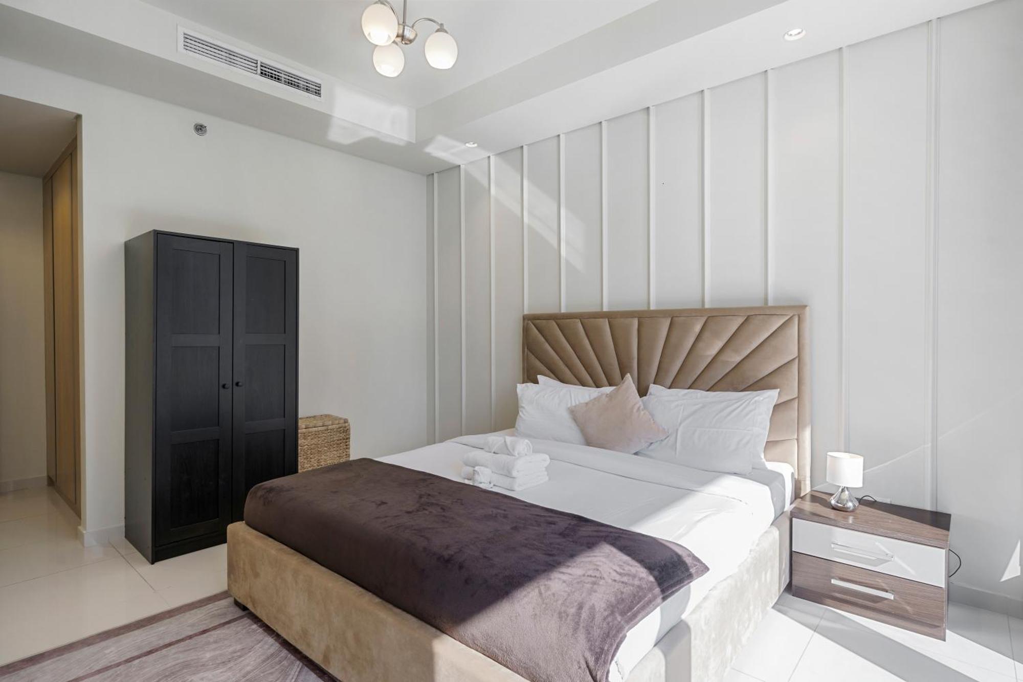 Stunning 2br With Burj Views Infinity Pool * Dubaï