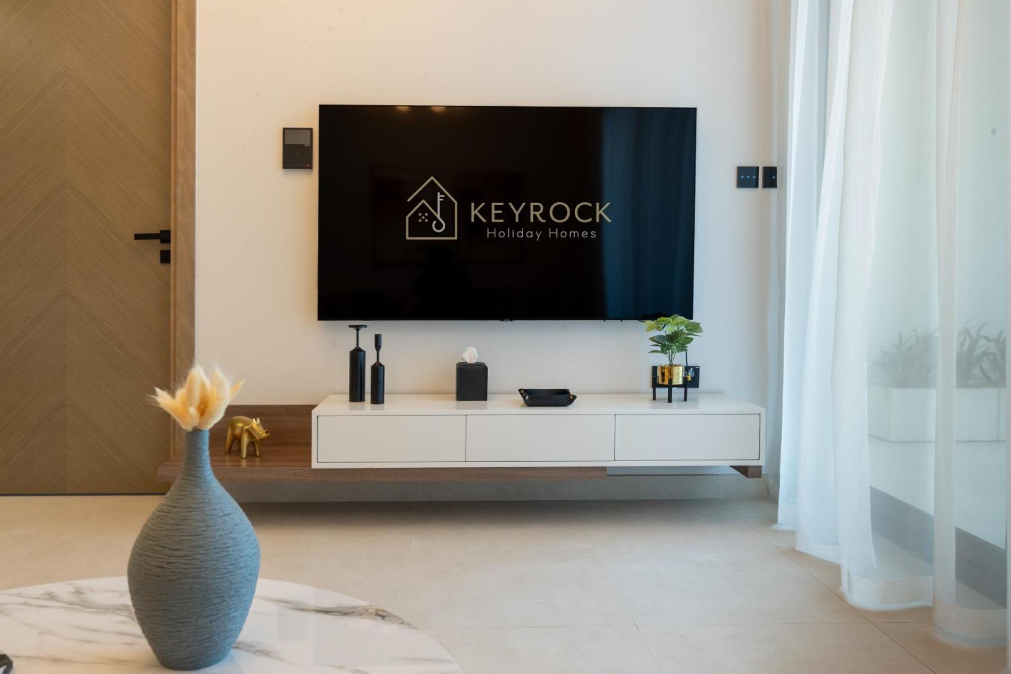 Keyrock Living - Luxury Furnished 2 Bedroom In Business Bay With Jacuzzi - Binghatti Canal * Dubaï
