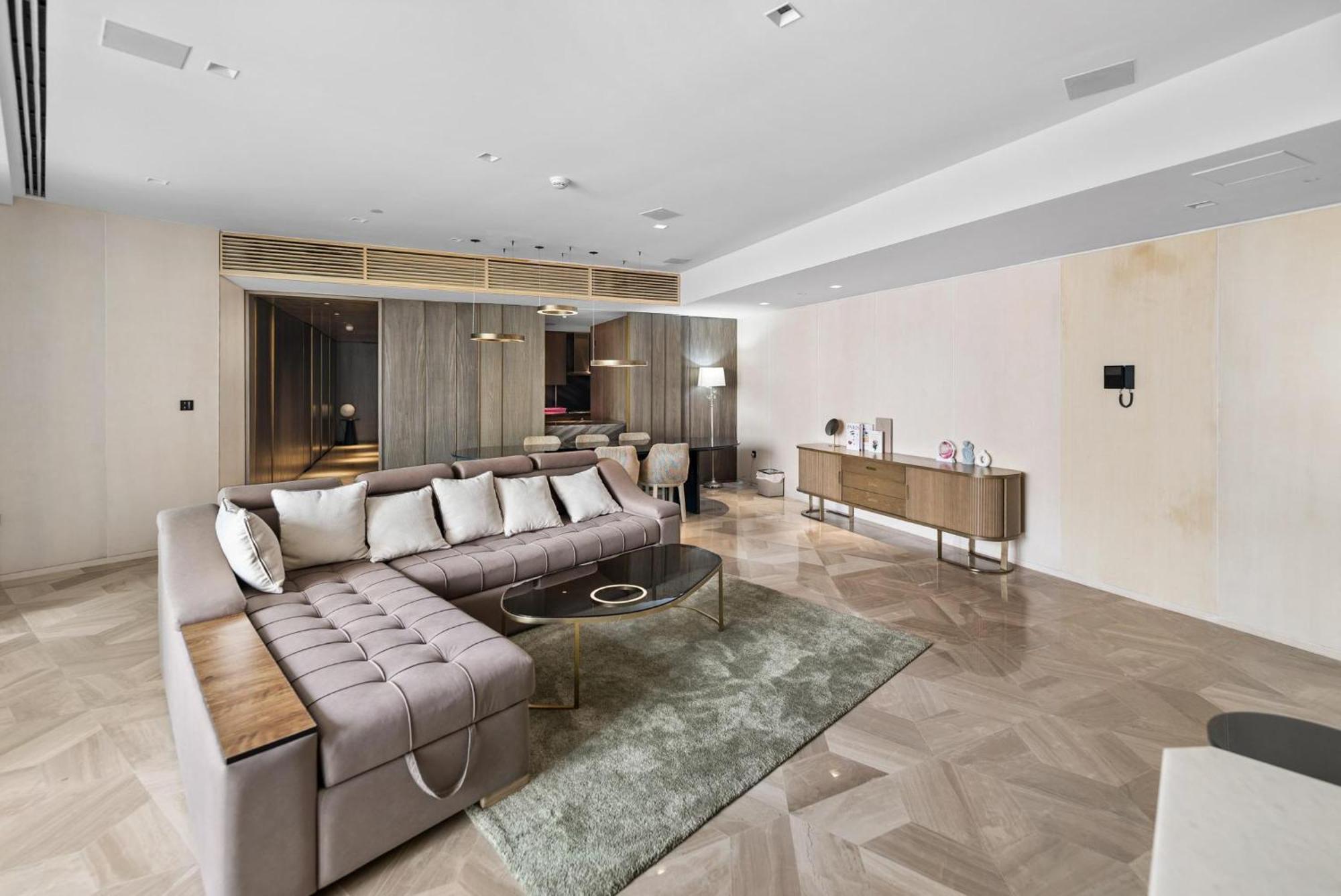 Five Palm Residences Sea View Apartment Dubai