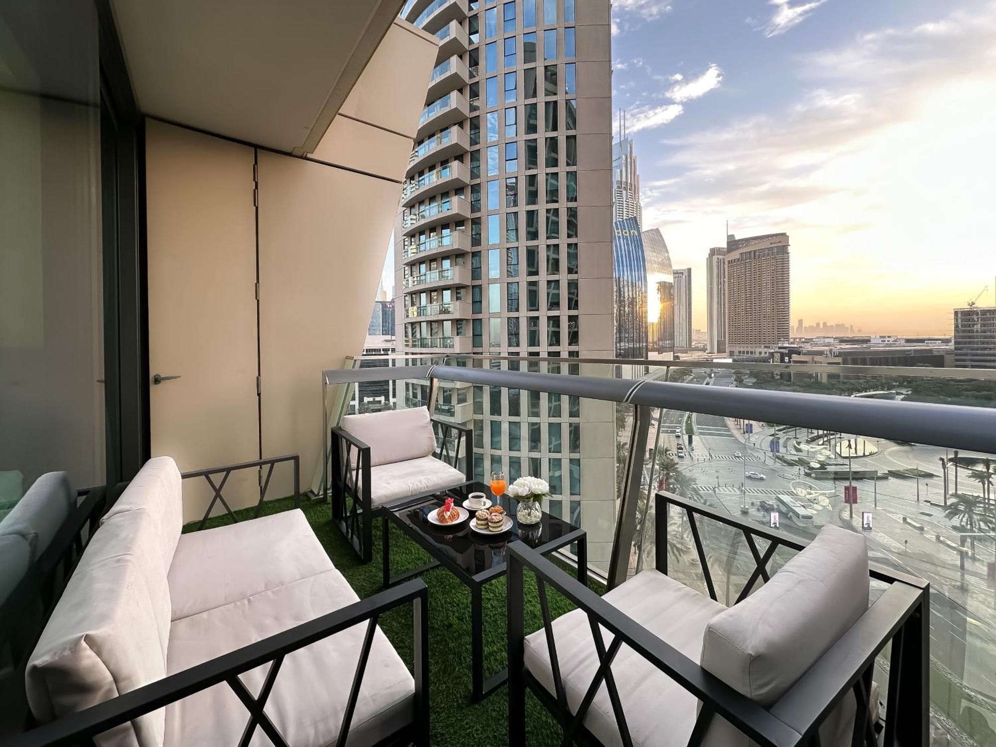 Urban Luxury 2br With Spectacular Burj Khalifa View Dubaï