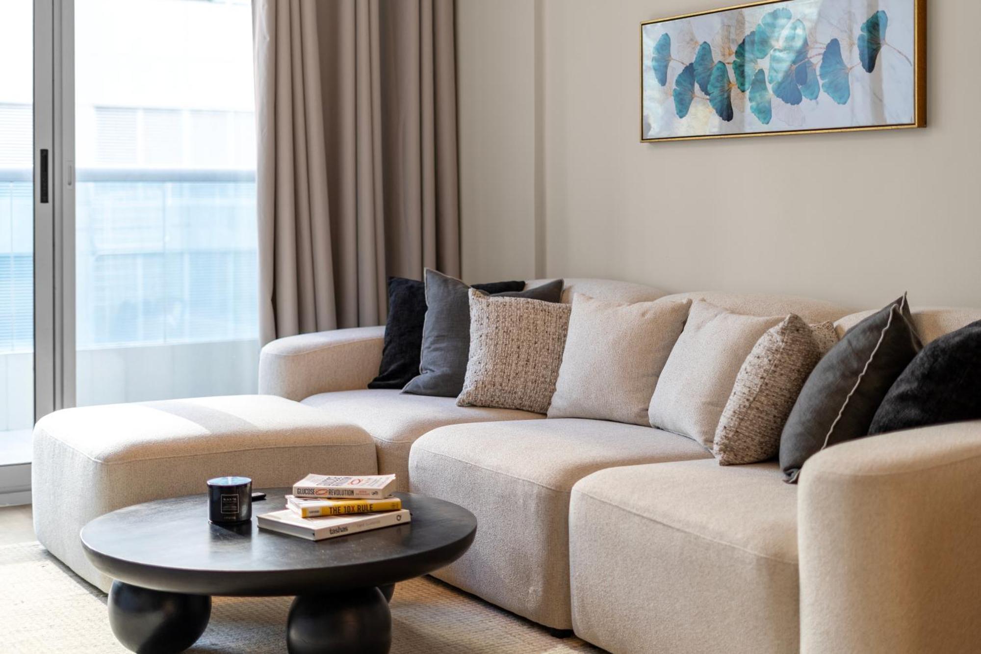 Appartement Modern Renovated Spacious With Pool, Gym & Jacuzzi Access In Marina, Step To Metro