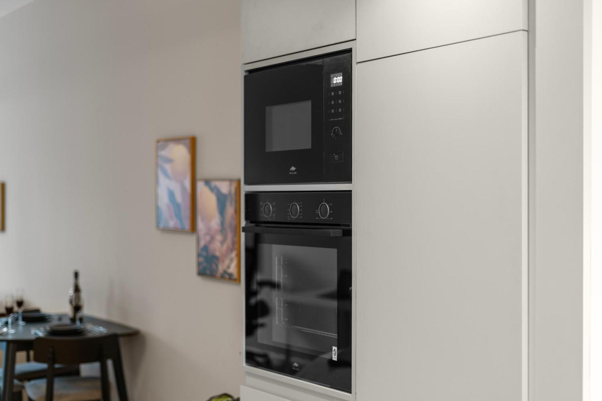 Appartement Modern Renovated Spacious With Pool, Gym & Jacuzzi Access In Marina, Step To Metro *