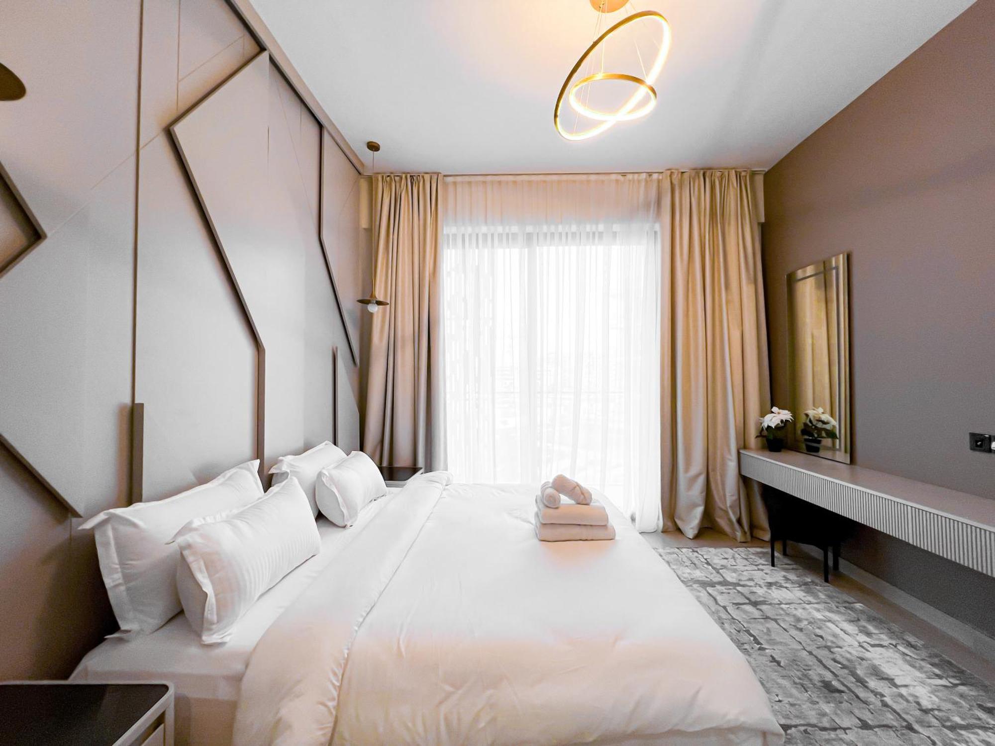 Stylish 1-bedroom Retreat In Prime Gardens , Arjan Appartement *