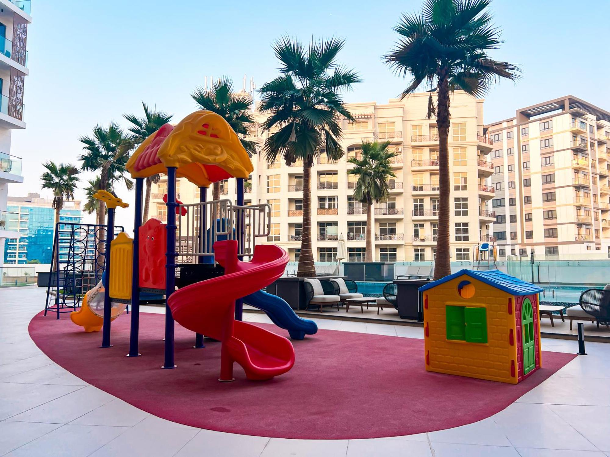 Stylish 1-bedroom Retreat In Prime Gardens , Arjan * Dubaï