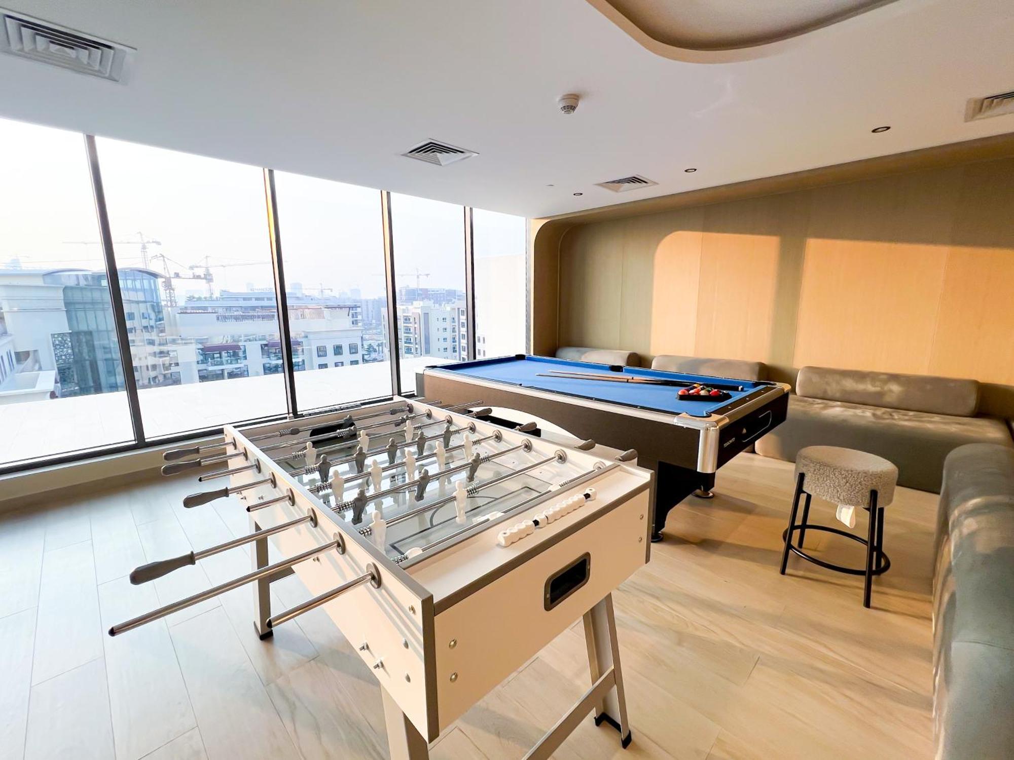 Stylish 1-bedroom Retreat In Prime Gardens , Arjan Appartement *