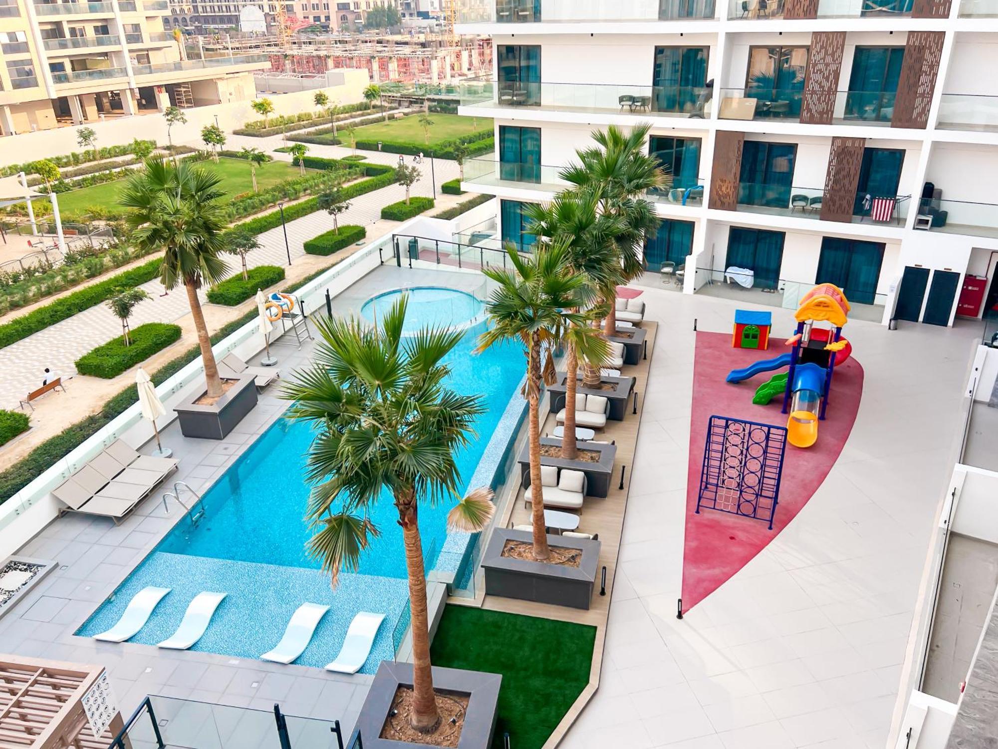 Stylish 1-bedroom Retreat In Prime Gardens , Arjan Dubaï