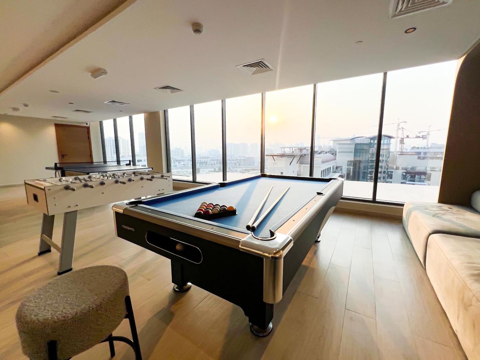 Stylish 1-bedroom Retreat In Prime Gardens , Arjan Appartement *