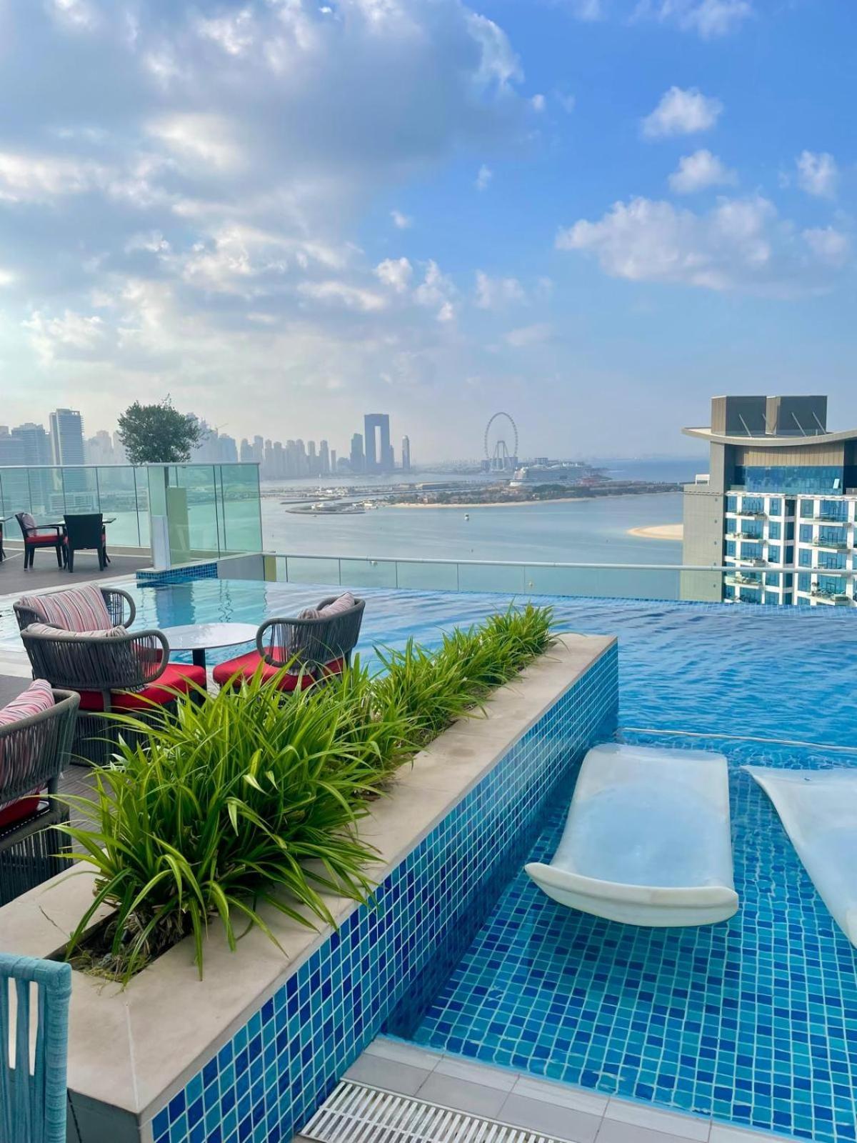 Great One Bedroom With Infinity Pool Lägenhet