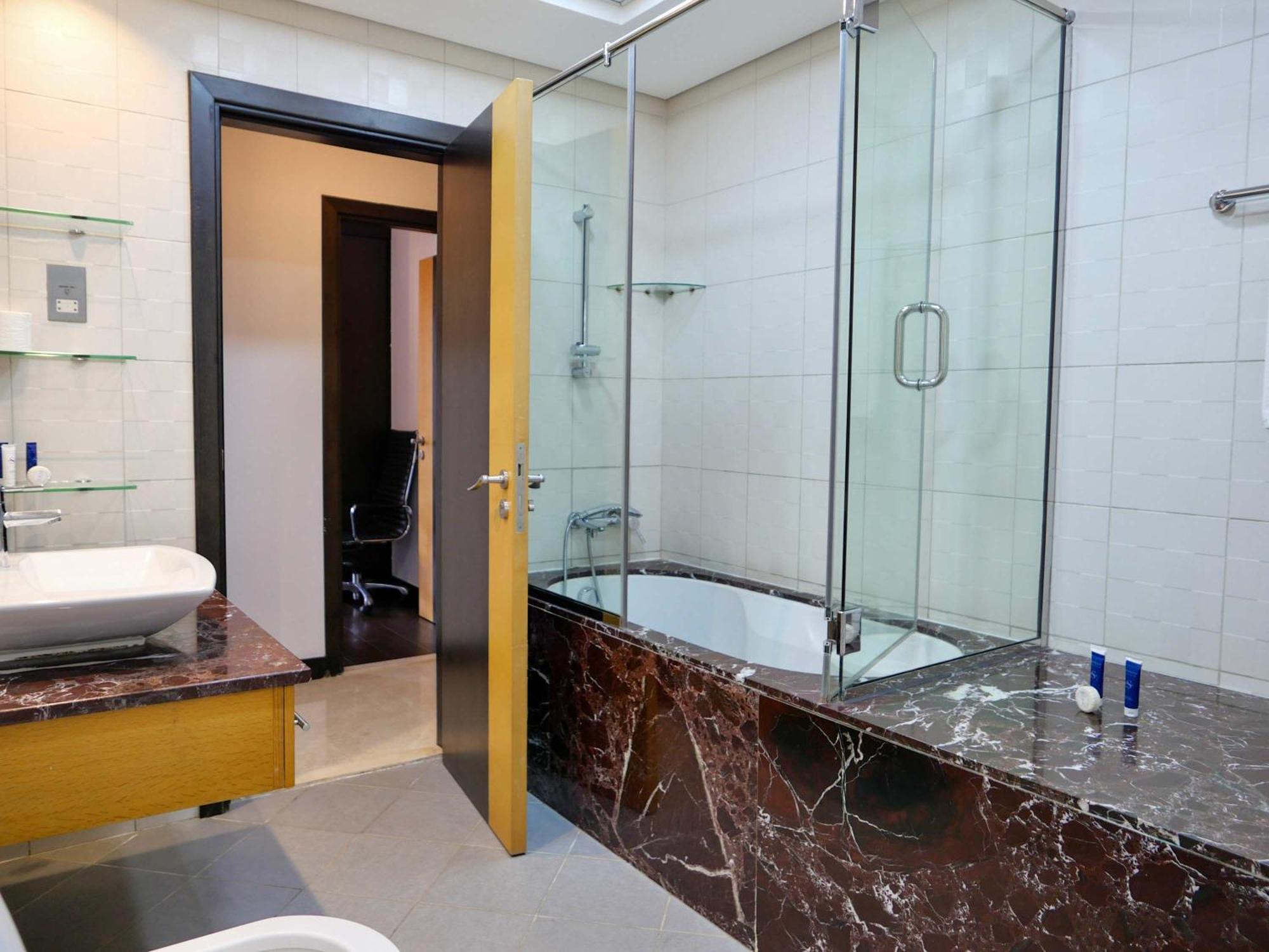Spacious 4br Duplex With Terrace - Jbr Appartement Dubaï