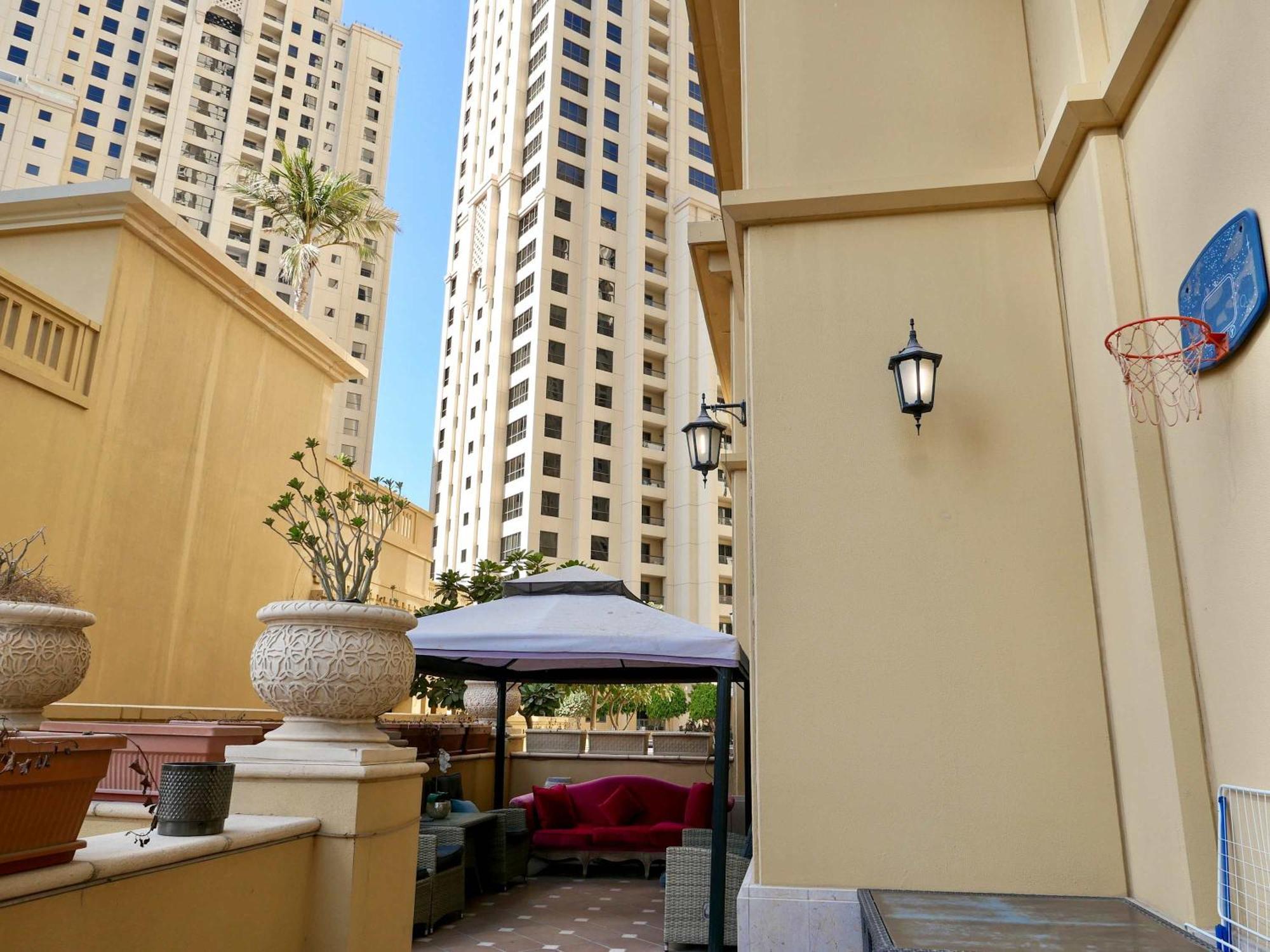 Spacious 4br Duplex With Terrace - Jbr Dubaï