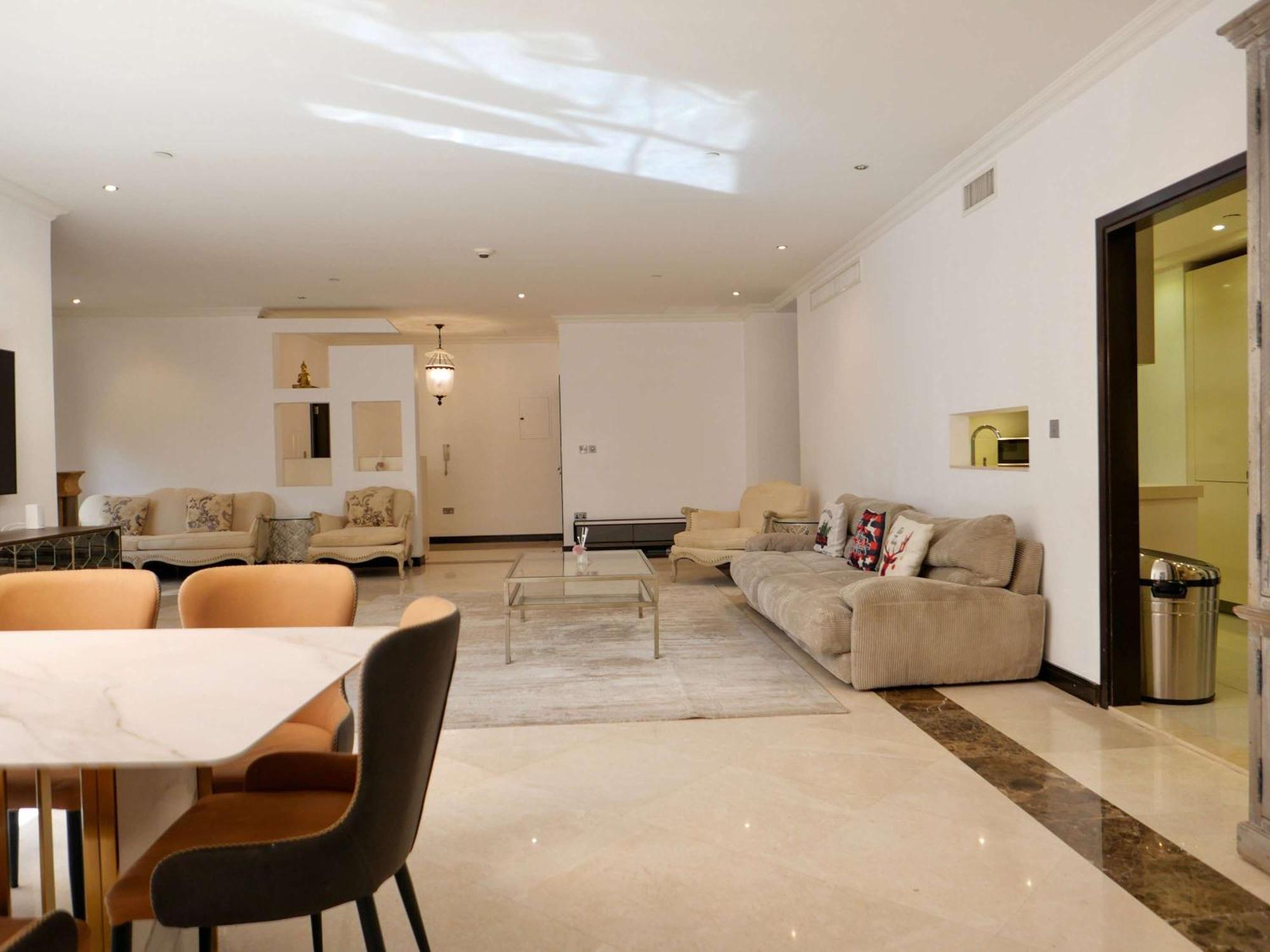 Spacious 4br Duplex With Terrace - Jbr