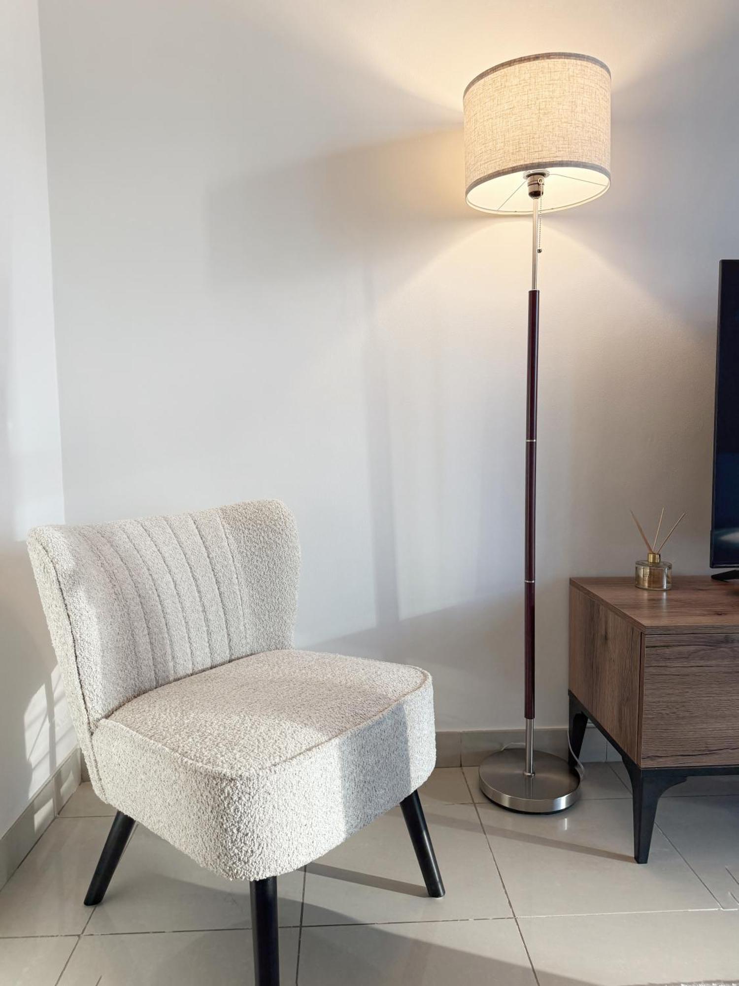 Downtown Gem With Burj Views Appartement Dubaï