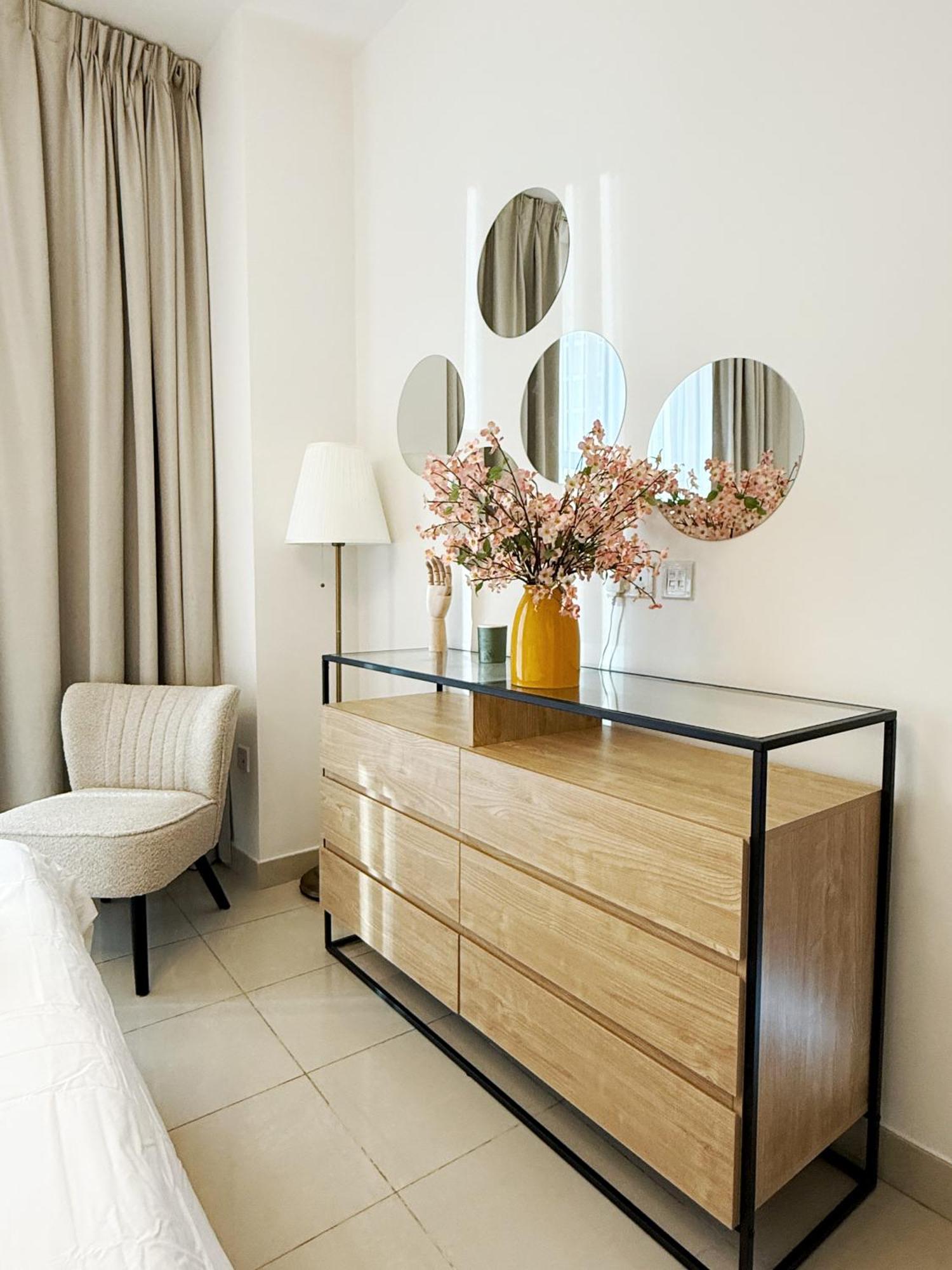Apartment Downtown Gem With Burj Views