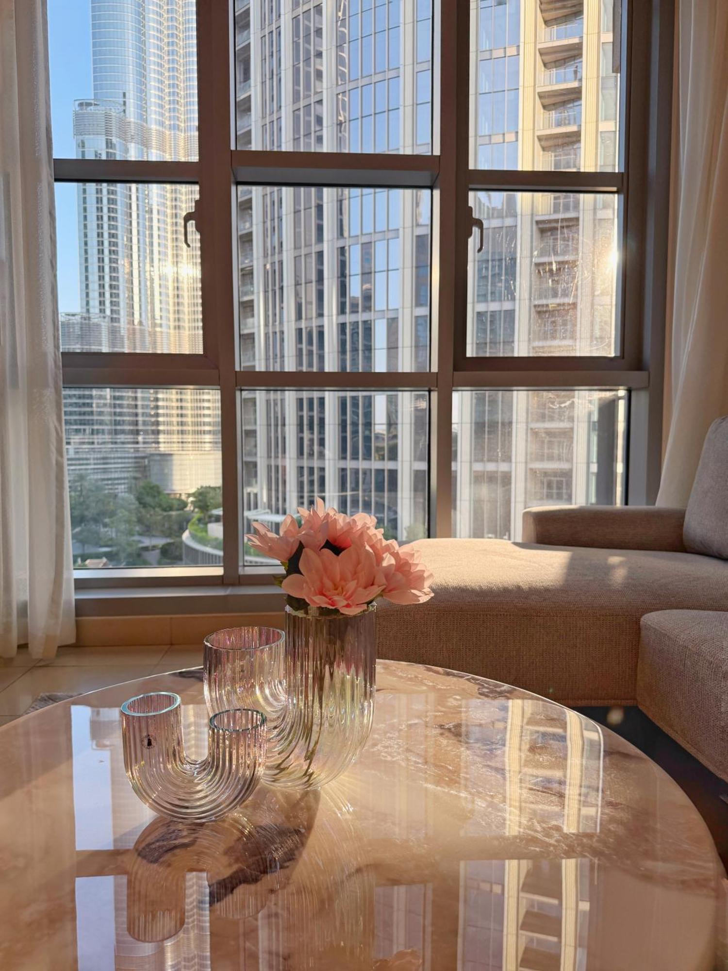 Apartment Downtown Gem With Burj Views *