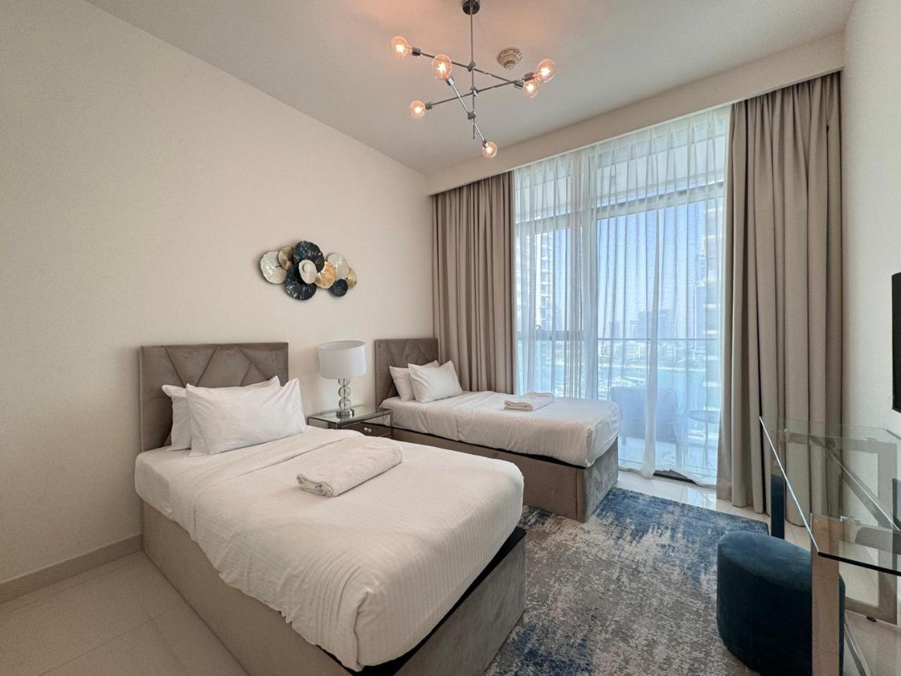 Appartement 2br Modern Vista Emaar Beachfront