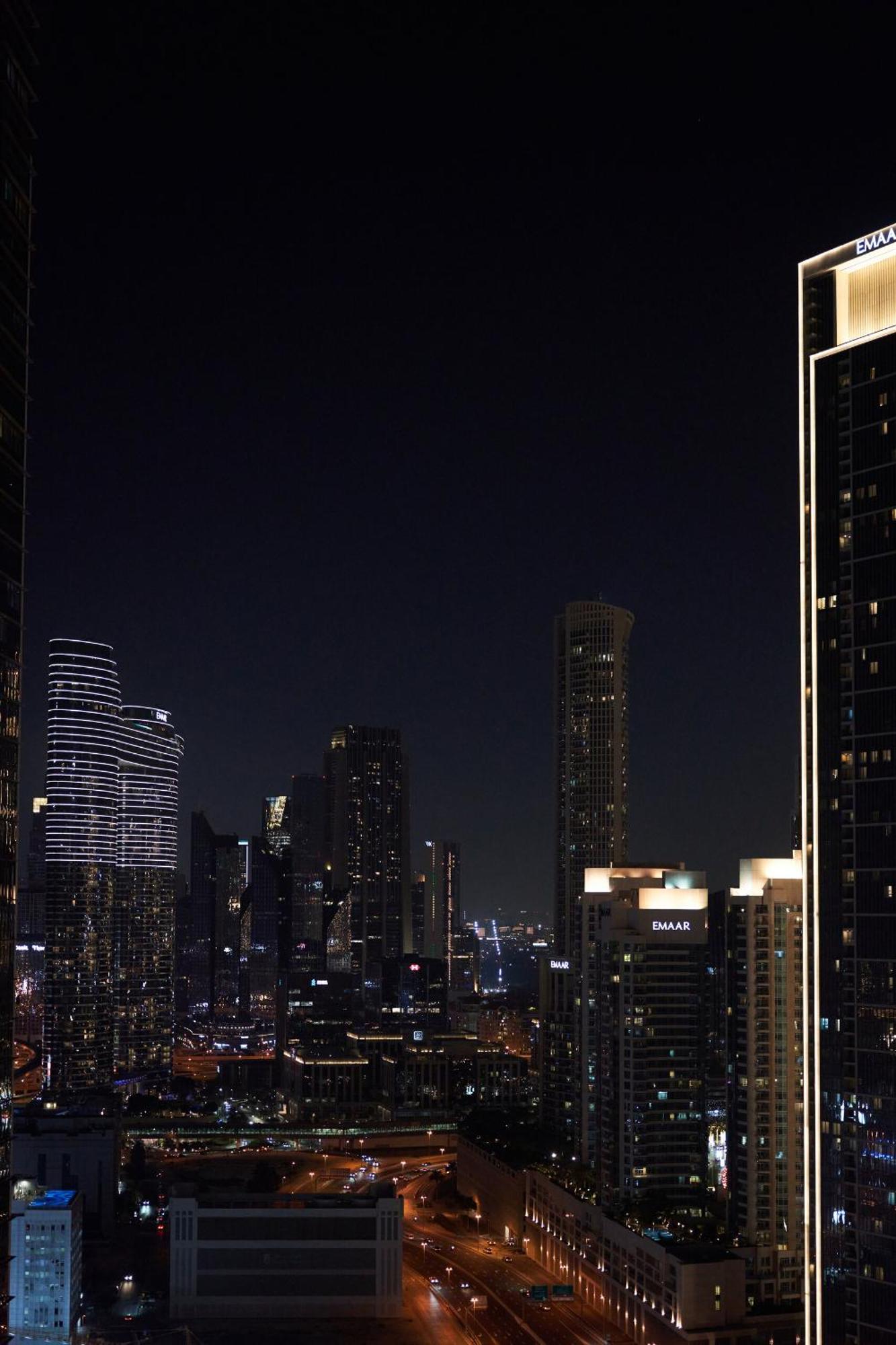 2bd Paramount Midtown - 6 Guests - Burj Views 64th Floor Infinity Pool, King Bed Appartement *