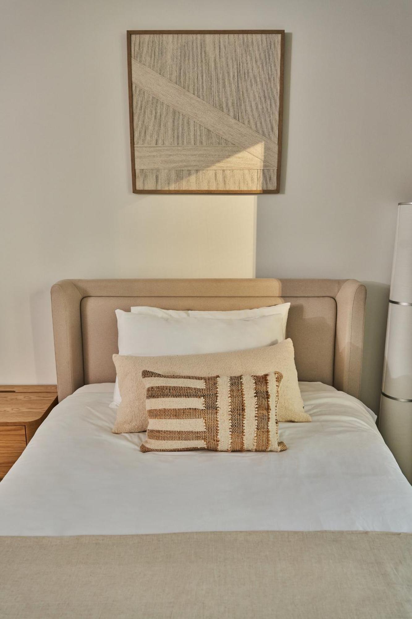 2bd Paramount Midtown - 6 Guests - Burj Views 64th Floor Infinity Pool, King Bed Appartement *