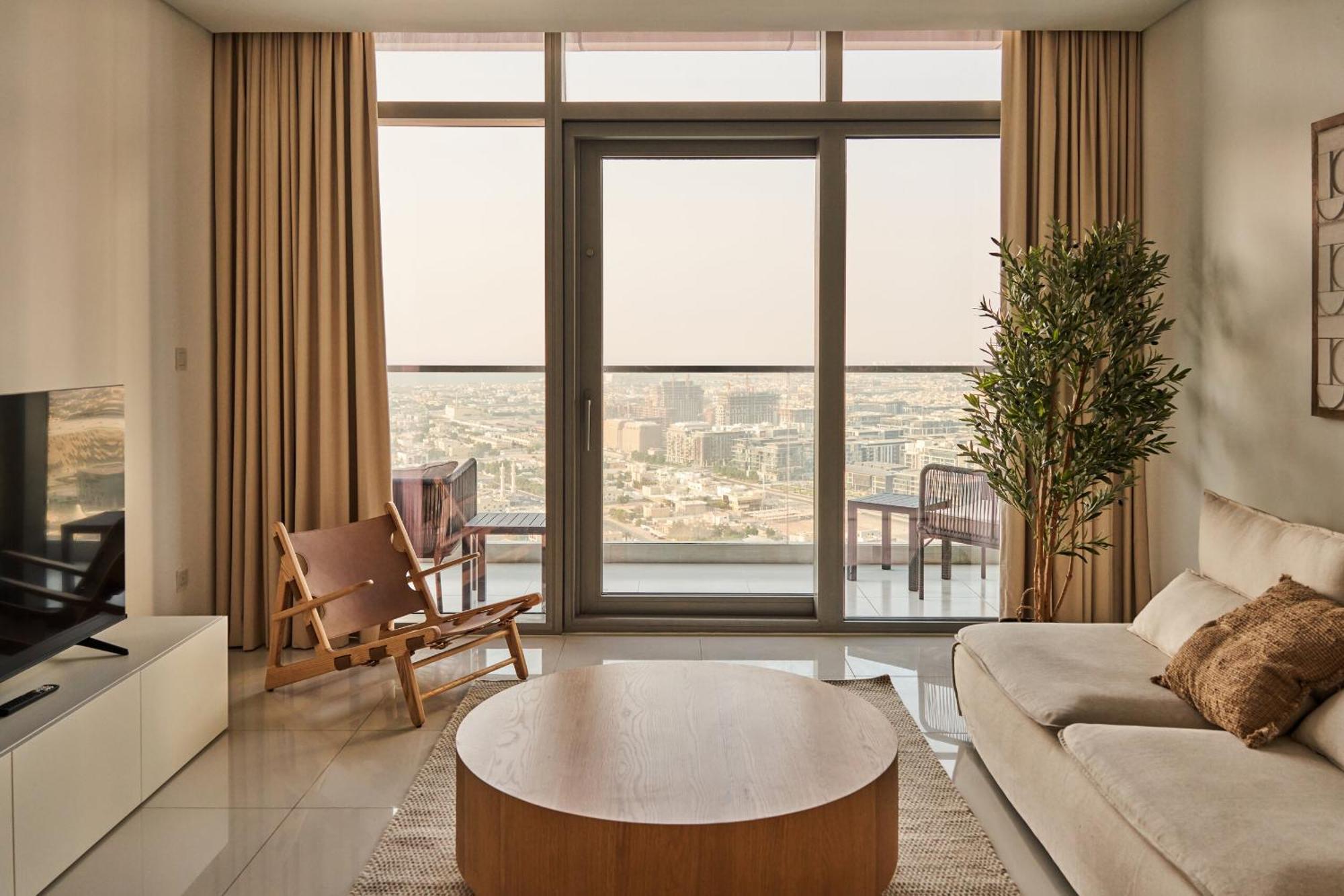 Appartement 2bd Paramount Midtown - 6 Guests - Burj Views 64th Floor Infinity Pool, King Bed Dubaï