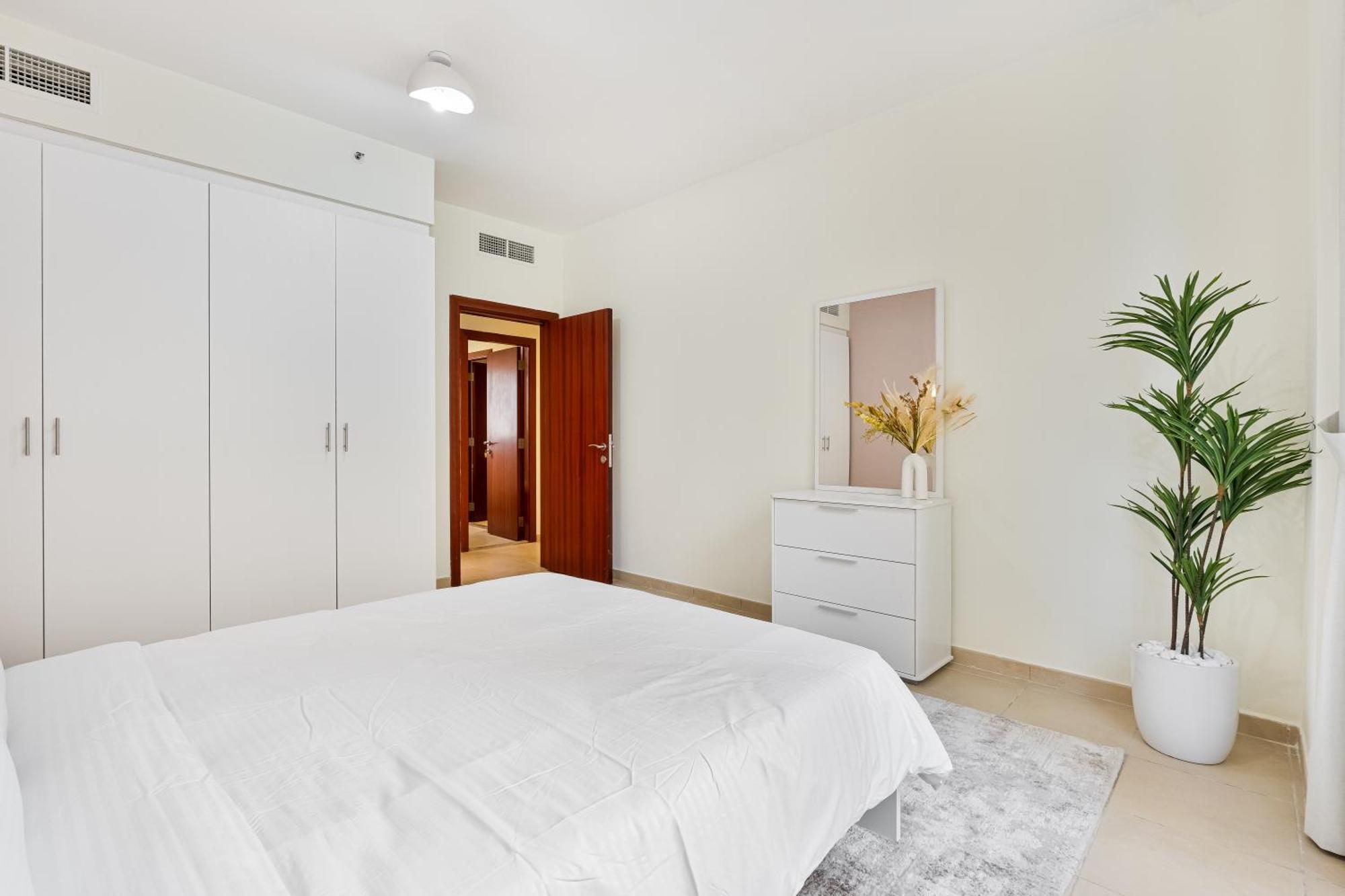 Savis Oceanfront Serenity And Marina Views *